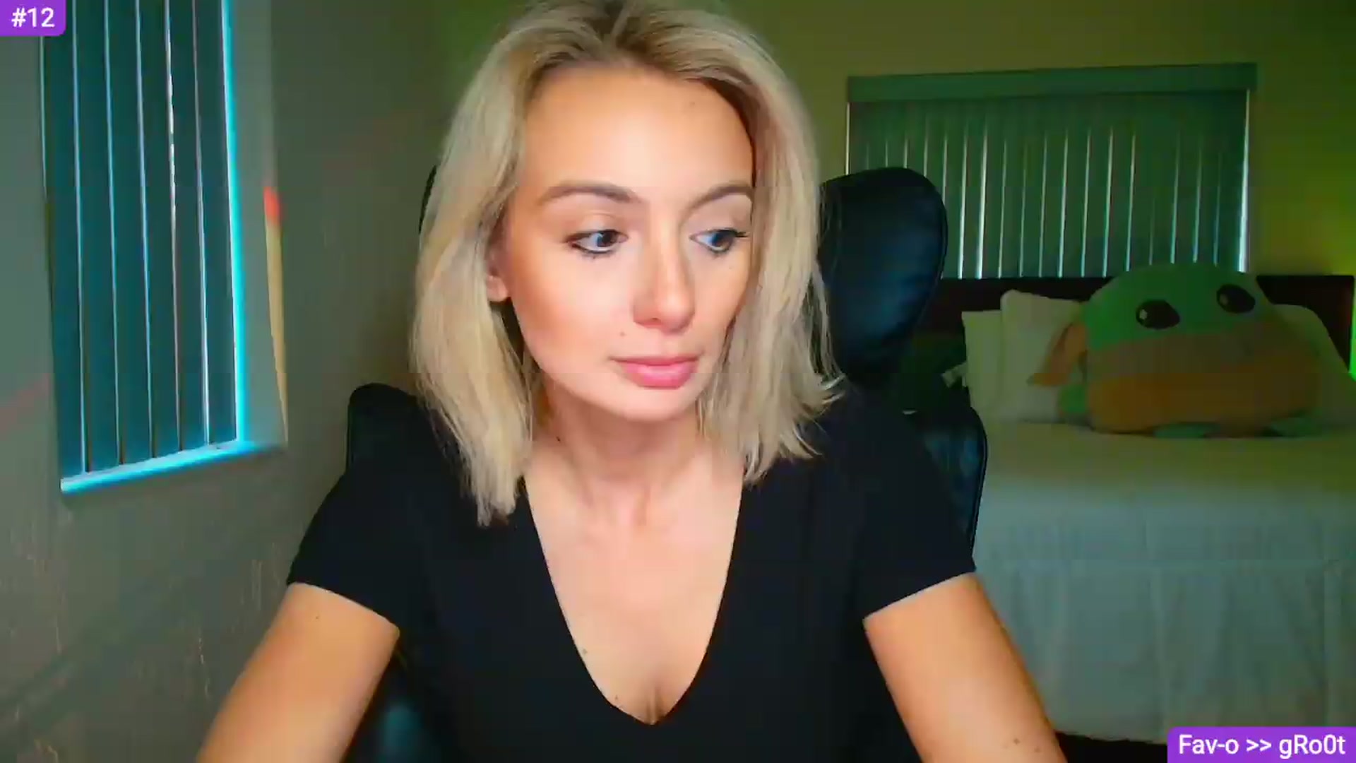 Gallery image thumbnail from Sammy_gray's myfreecams stream on, 05/19/2026, 02:10 image 15 of 20