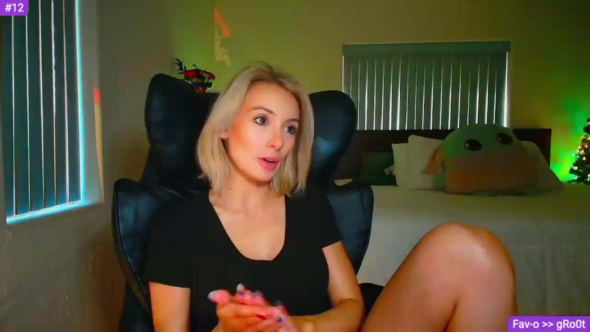 Gallery image thumbnail from Sammy_gray's myfreecams stream on, 05/19/2026, 02:10 image 1 of 20