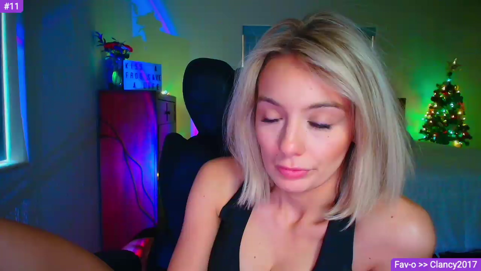 Gallery image thumbnail from Sammy_gray's myfreecams stream on, 05/20/2026, 24:52 image 18 of 20