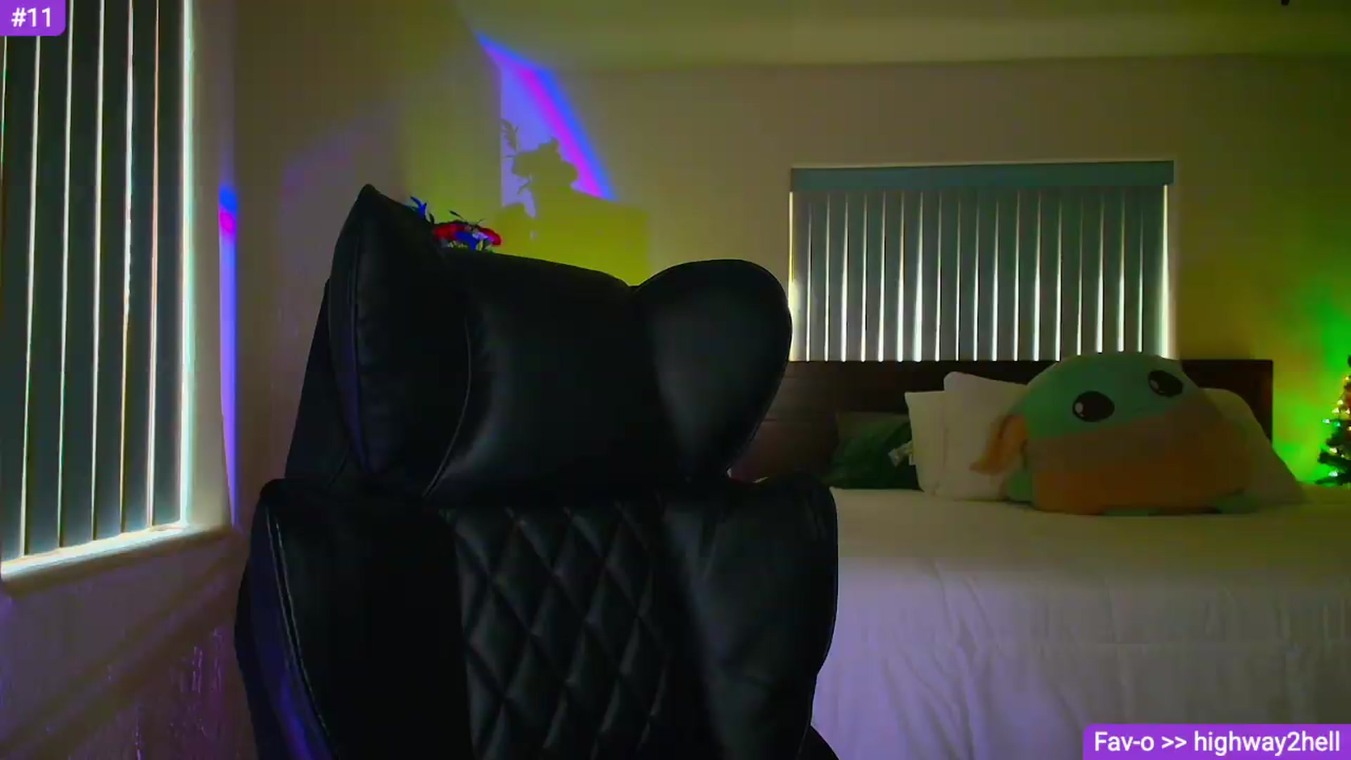 Gallery image thumbnail from Sammy_gray's myfreecams stream on, 05/20/2026, 24:52 image 13 of 20