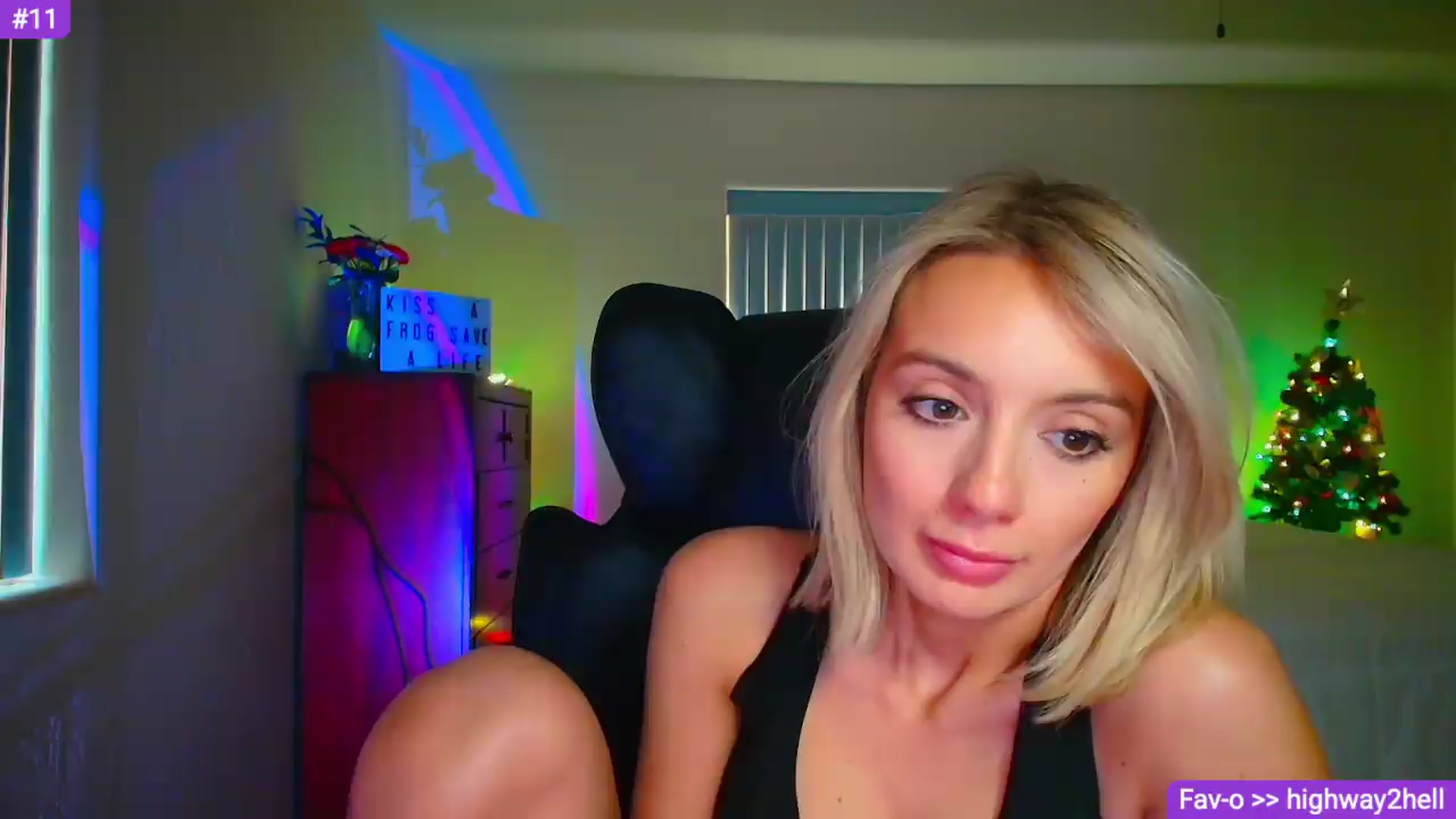 Gallery image thumbnail from Sammy_gray's myfreecams stream on, 05/20/2026, 24:52 image 7 of 20