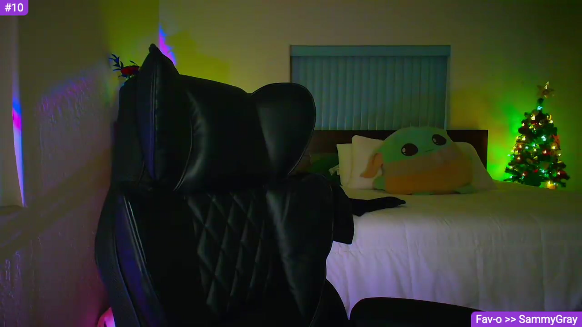 Gallery image thumbnail from Sammy_gray's myfreecams stream on, 05/21/2026, 03:15 image 16 of 20