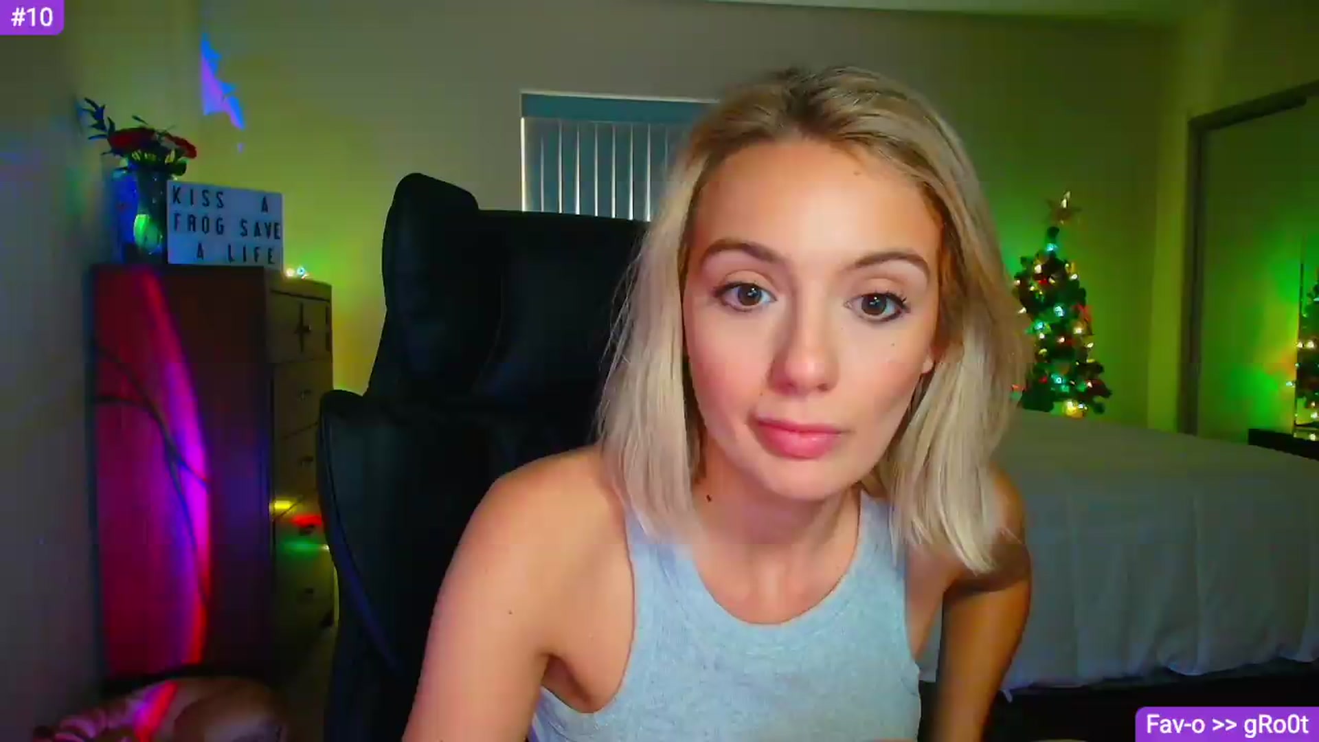 Gallery image thumbnail from Sammy_gray's myfreecams stream on, 05/21/2026, 03:15 image 1 of 20