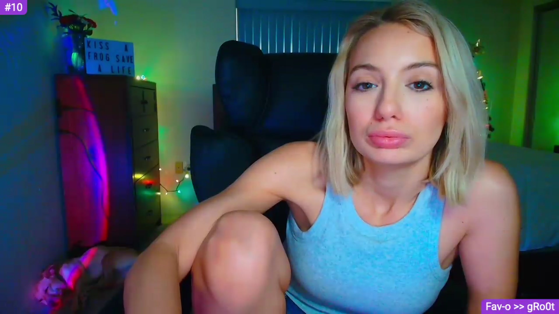Gallery image thumbnail from Sammy_gray's myfreecams stream on, 05/21/2026, 03:15 image 4 of 20