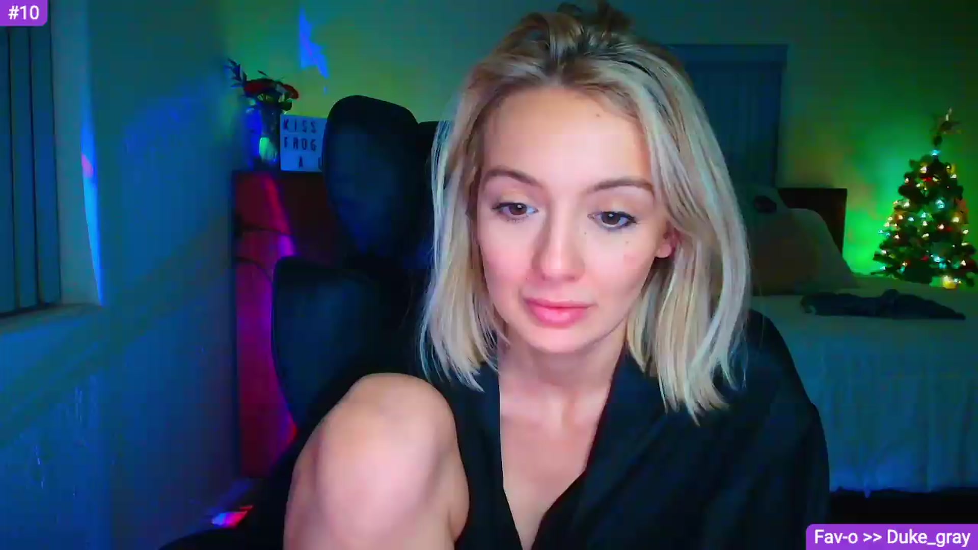 Gallery image thumbnail from Sammy_gray's myfreecams stream on, 05/21/2026, 06:27 image 10 of 20