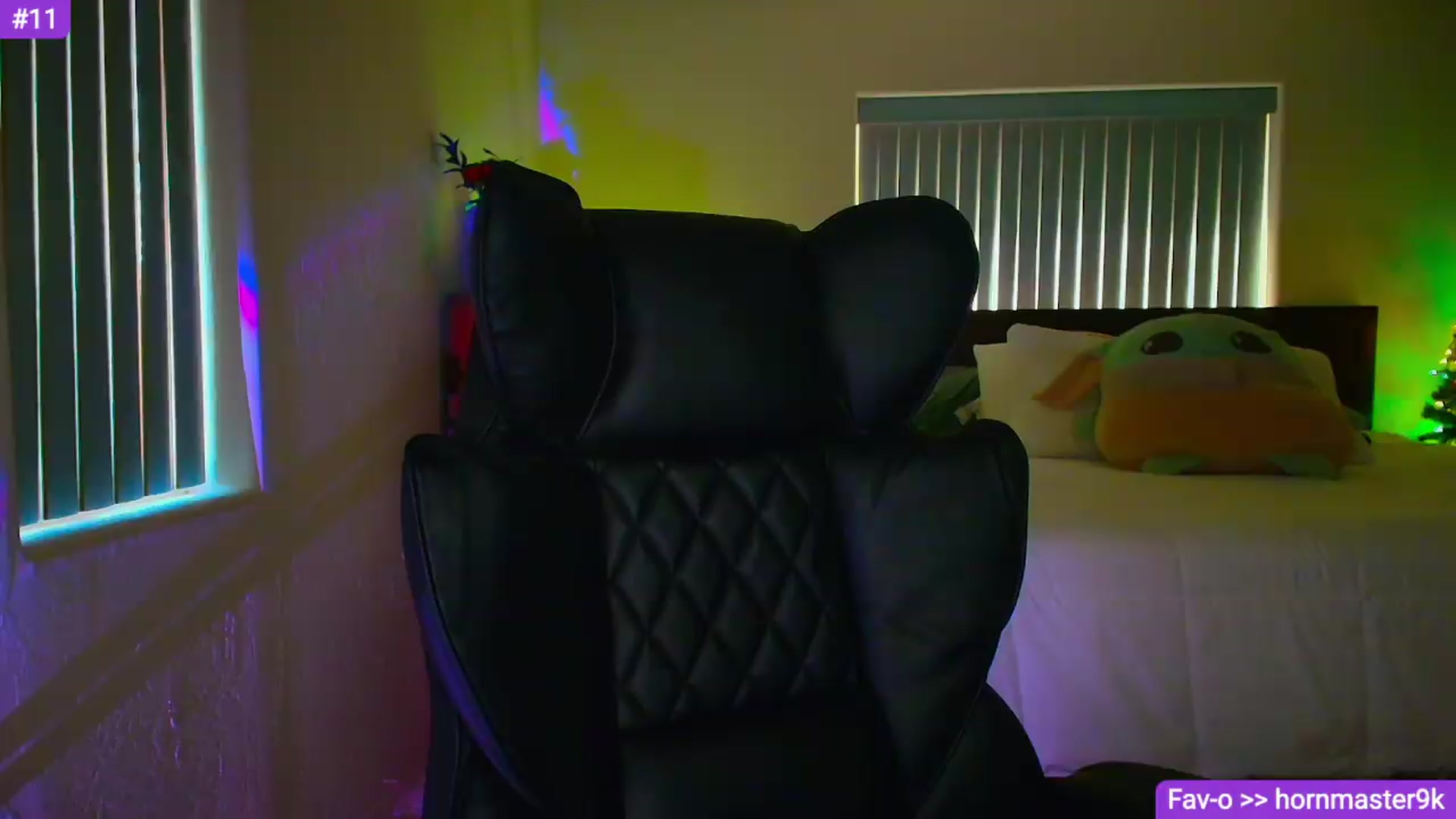 Gallery image thumbnail from Sammy_gray's myfreecams stream on, 05/22/2026, 01:17 image 4 of 20