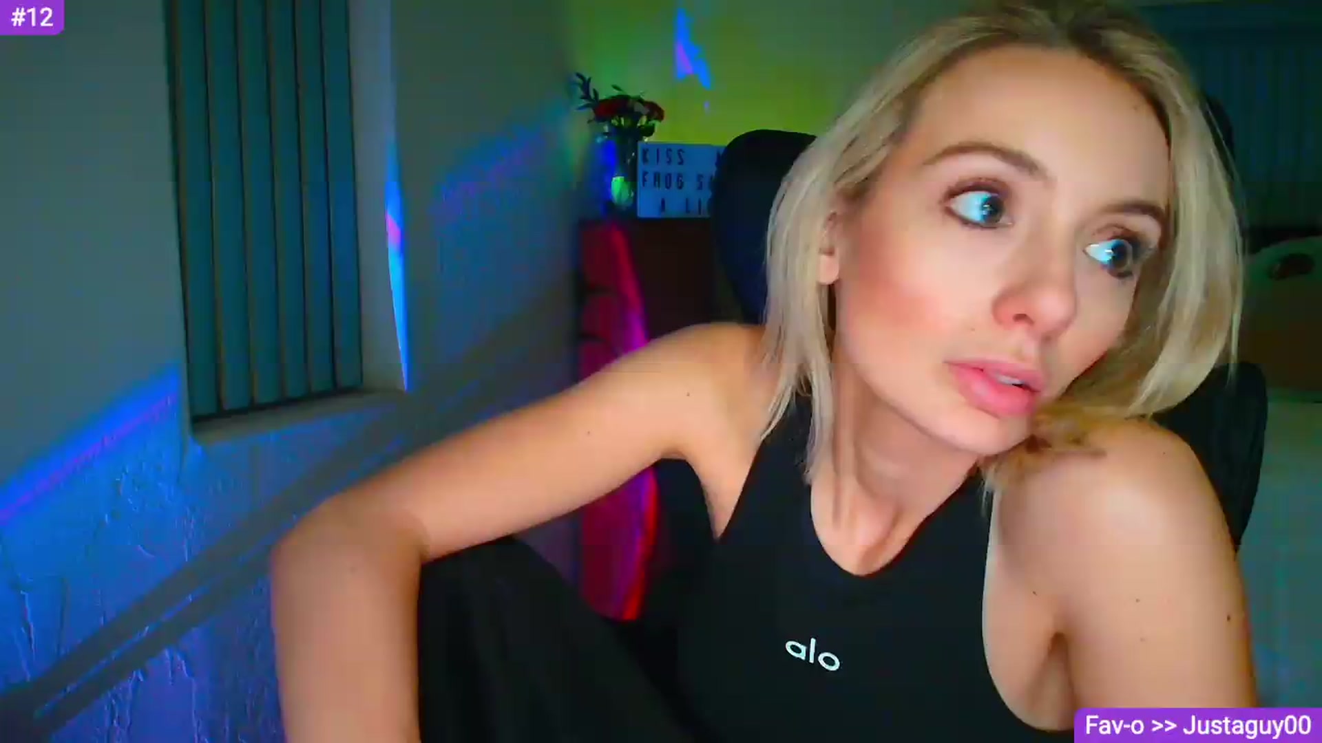 Gallery image thumbnail from Sammy_gray's myfreecams stream on, 05/22/2026, 07:16 image 14 of 20