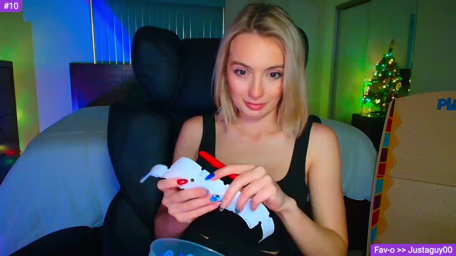 Gallery image thumbnail from Sammy_gray's myfreecams stream on, 05/28/2026, 02:19 image 1 of 20
