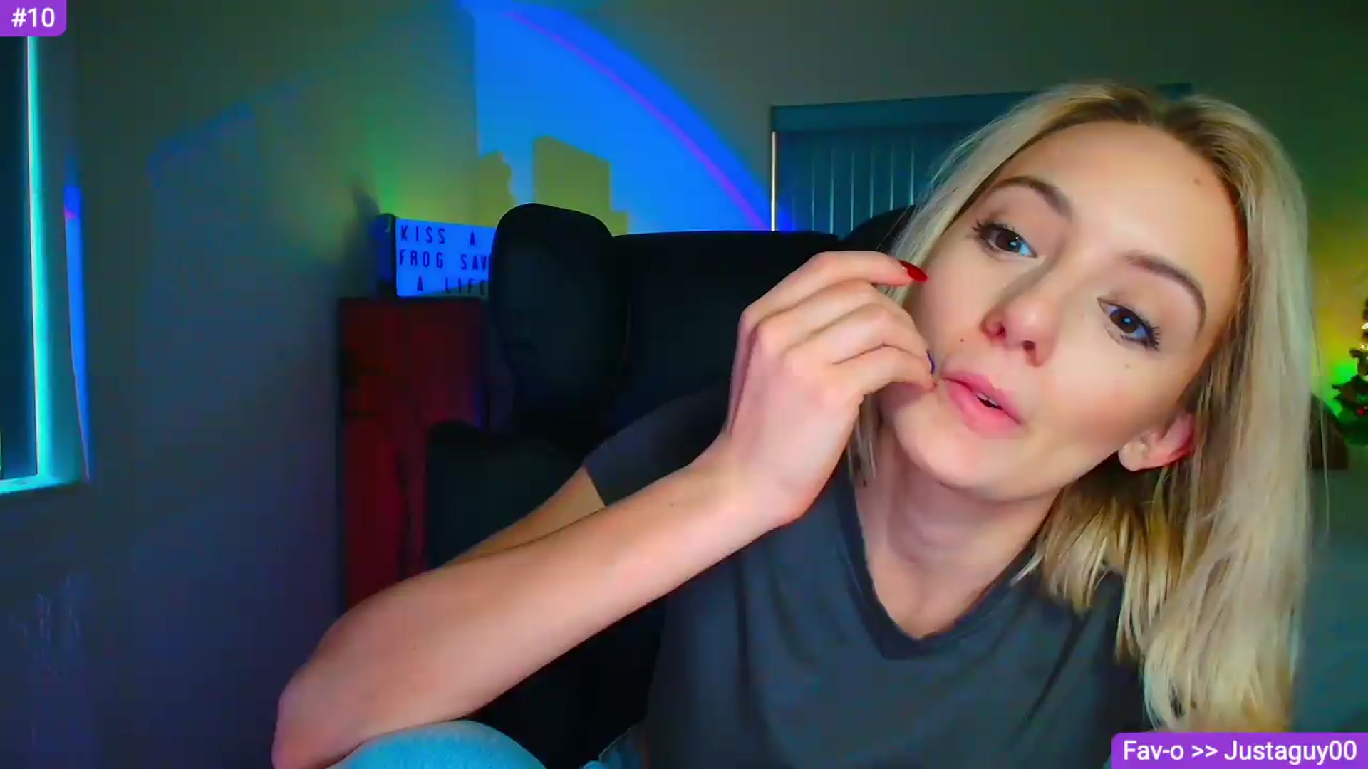 Gallery image thumbnail from Sammy_gray's myfreecams stream on, 05/30/2026, 03:52 image 8 of 20