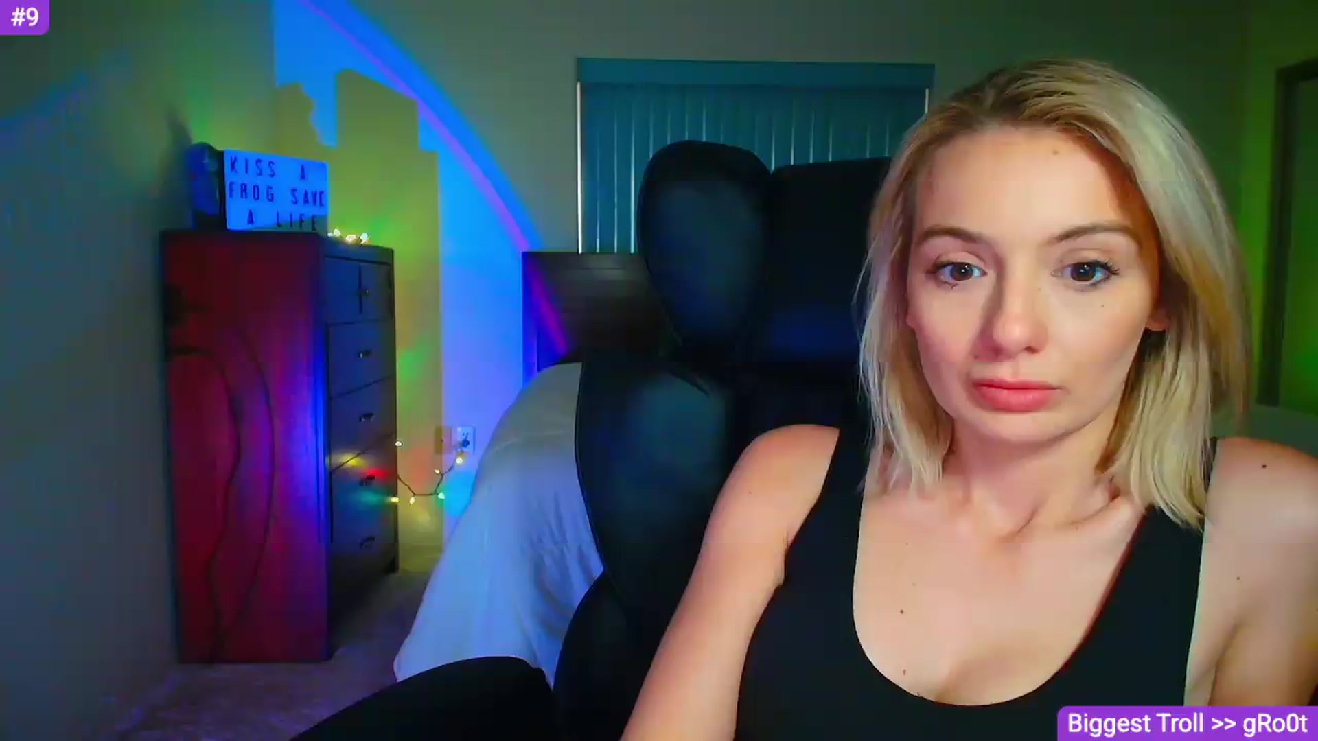 Gallery image thumbnail from Sammy_gray's myfreecams stream on, 06/01/2026, 01:25 image 16 of 20