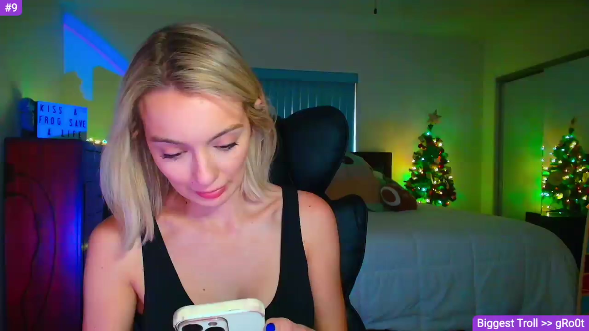 Gallery image thumbnail from Sammy_gray's myfreecams stream on, 06/01/2026, 01:25 image 6 of 20