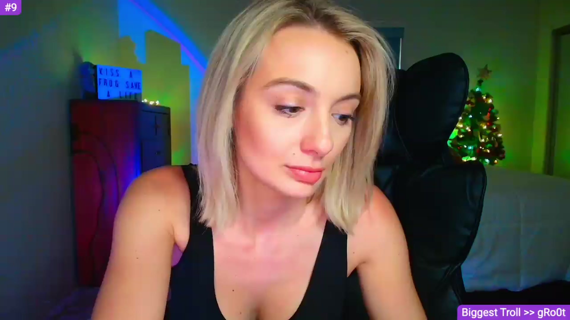 Gallery image thumbnail from Sammy_gray's myfreecams stream on, 06/01/2026, 01:25 image 11 of 20
