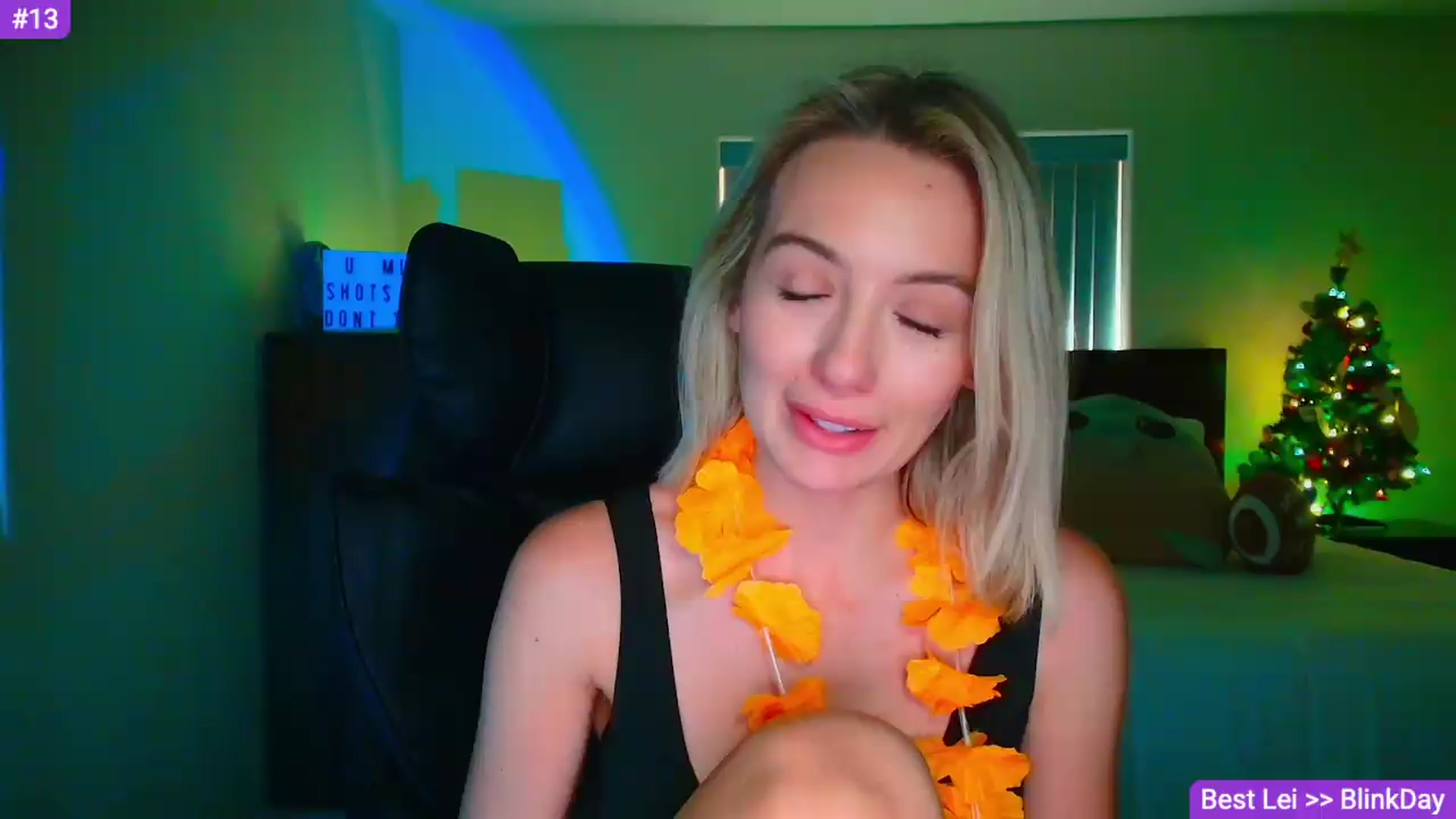 Gallery image thumbnail from Sammy_gray's myfreecams stream on, 06/08/2026, 24:00 image 18 of 20