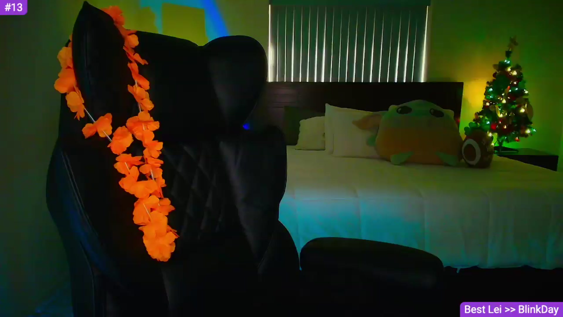 Gallery image thumbnail from Sammy_gray's myfreecams stream on, 06/08/2026, 24:49 image 19 of 20