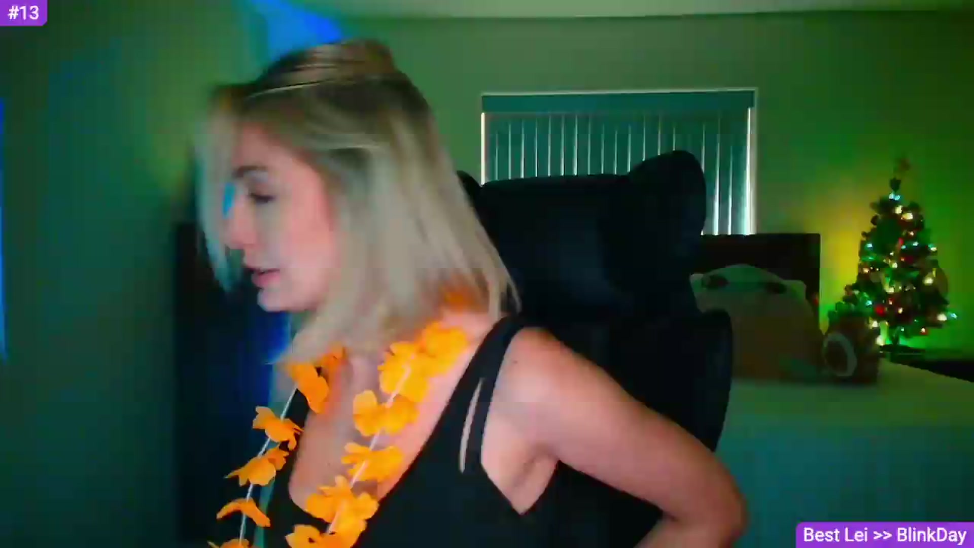 Gallery image thumbnail from Sammy_gray's myfreecams stream on, 06/08/2026, 24:49 image 6 of 20