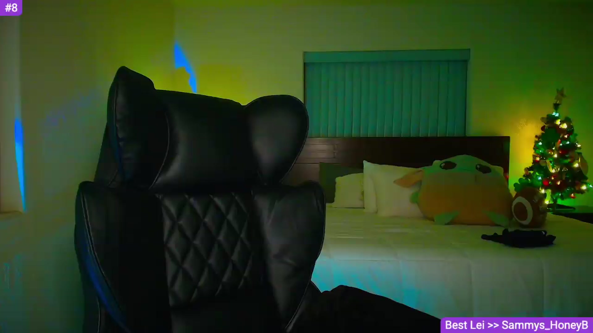 Gallery image thumbnail from Sammy_gray's myfreecams stream on, 06/10/2026, 07:33 image 17 of 20