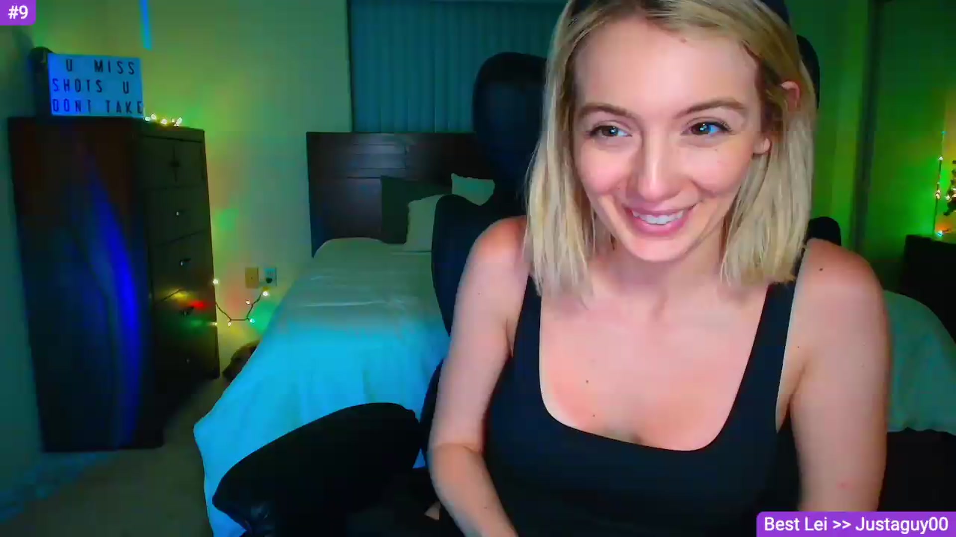 Gallery image thumbnail from Sammy_gray's myfreecams stream on, 06/11/2026, 08:42 image 8 of 20
