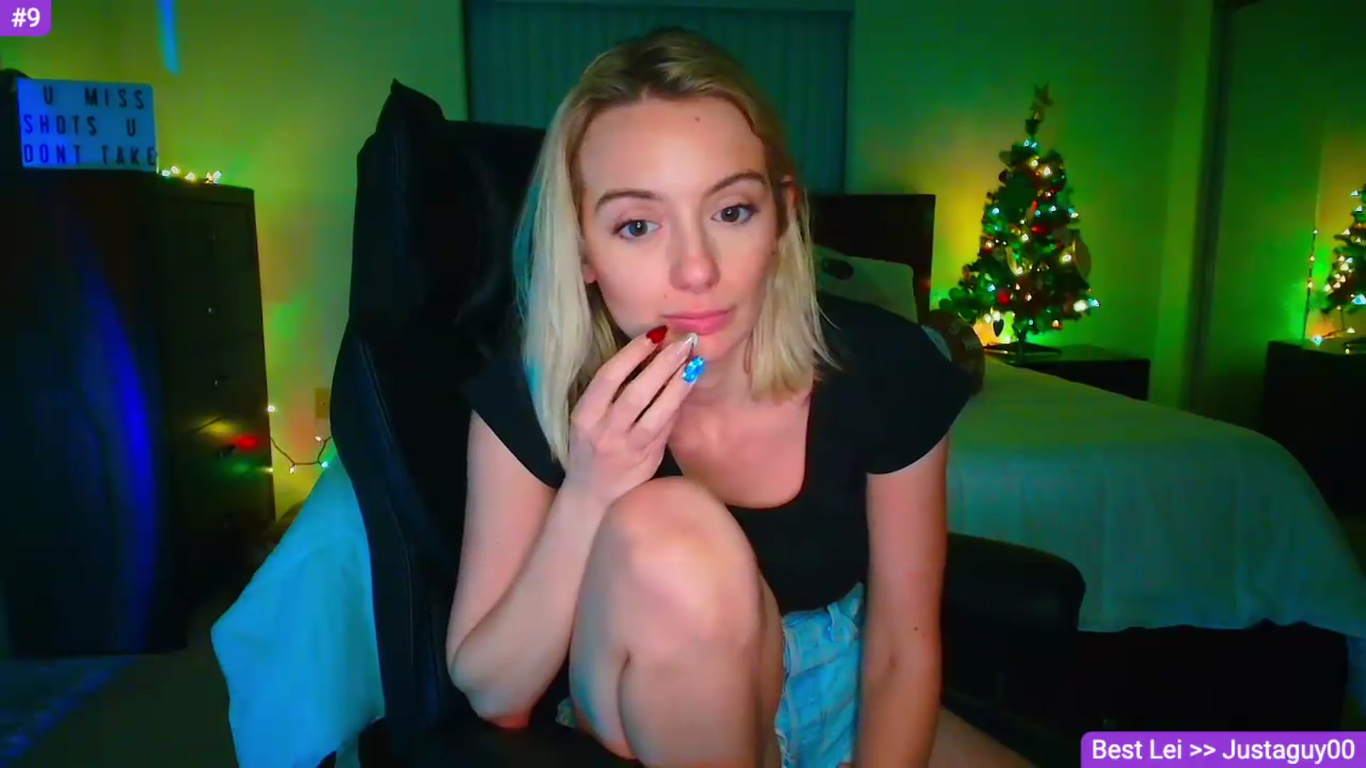 Gallery image thumbnail from Sammy_gray's myfreecams stream on, 06/12/2026, 07:03 image 14 of 20