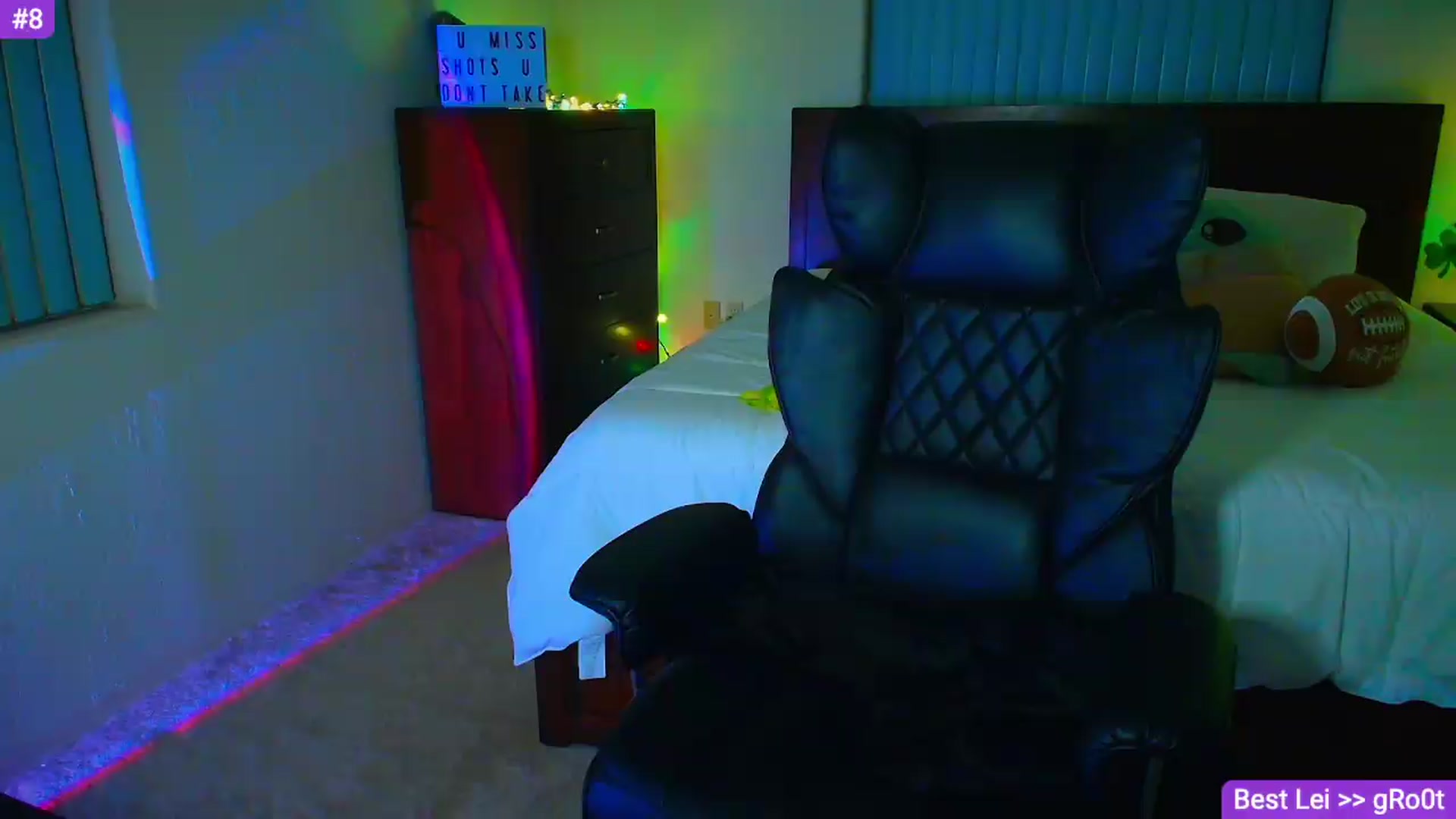 Gallery image thumbnail from Sammy_gray's myfreecams stream on, 06/13/2026, 06:05 image 15 of 20
