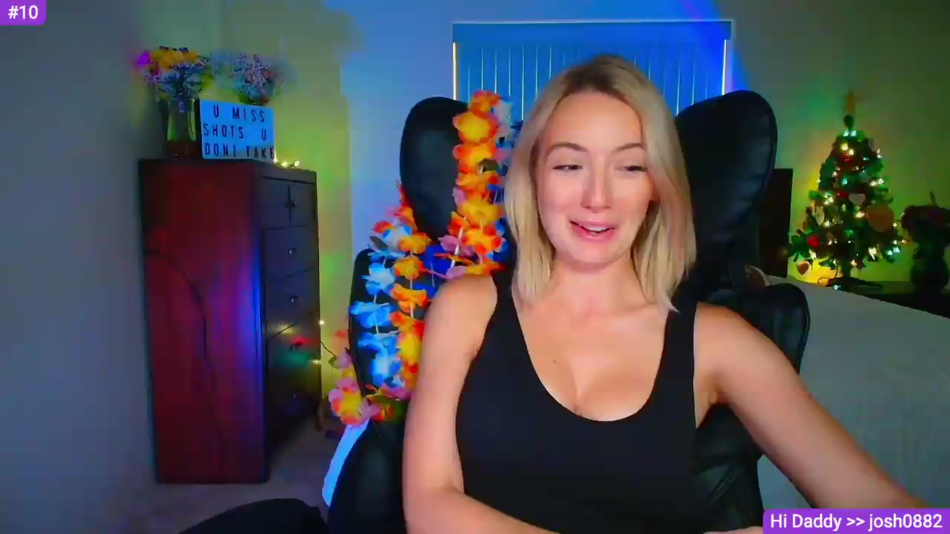Gallery image thumbnail from Sammy_gray's myfreecams stream on, 06/22/2026, 01:03 image 7 of 20