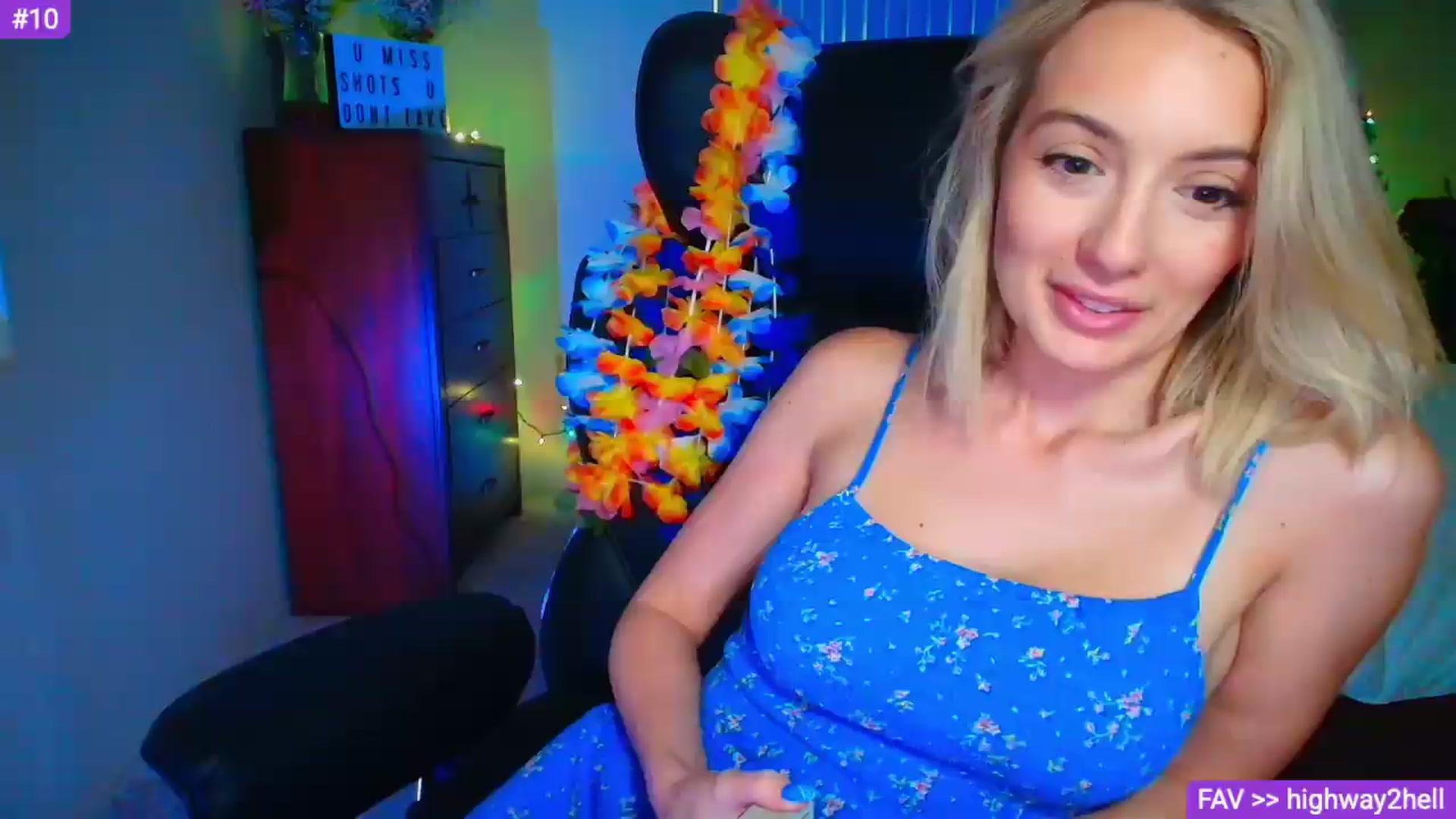 Gallery image thumbnail from Sammy_gray's myfreecams stream on, 06/23/2026, 01:58 image 12 of 20