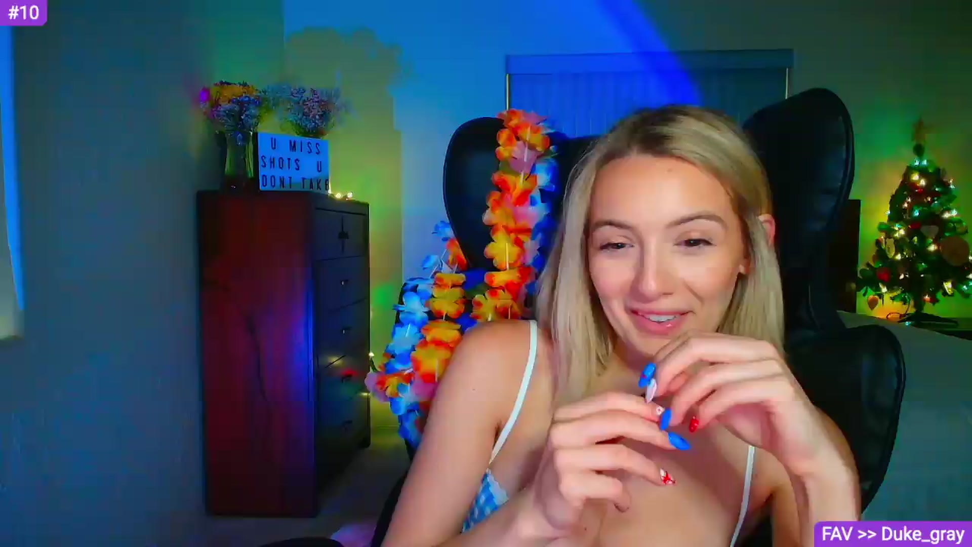 Gallery image thumbnail from Sammy_gray's myfreecams stream on, 06/25/2026, 24:18 image 8 of 20