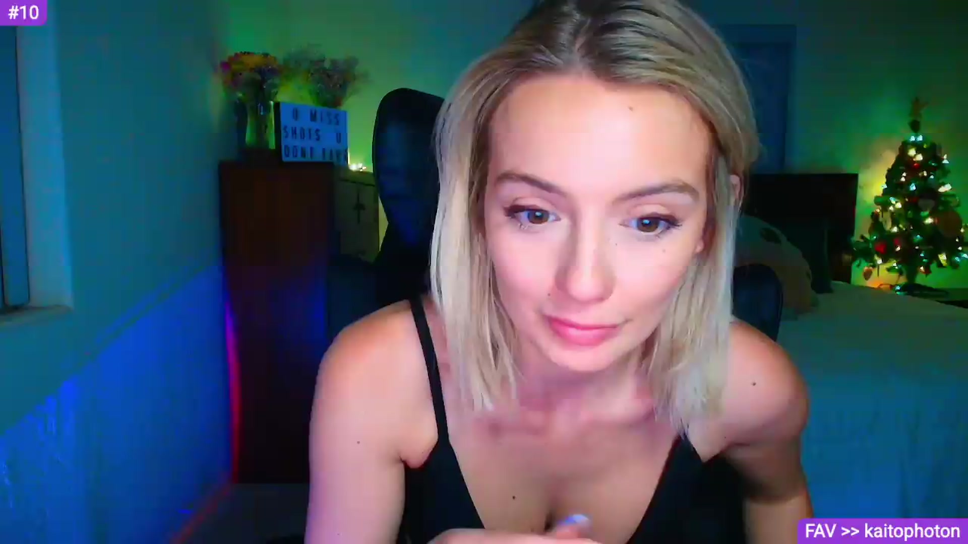 Gallery image thumbnail from Sammy_gray's myfreecams stream on, 06/26/2026, 06:30 image 19 of 20