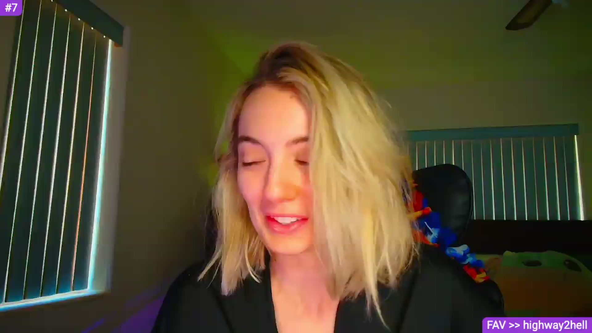 Gallery image thumbnail from Sammy_gray's myfreecams stream on, 06/27/2026, 17:11 image 1 of 20