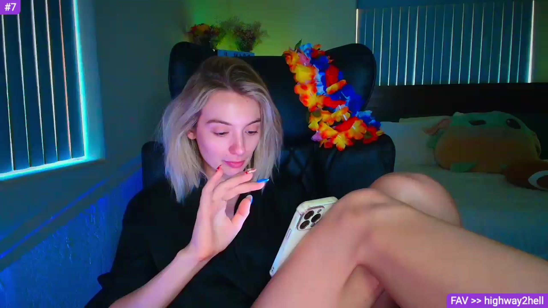 Gallery image thumbnail from Sammy_gray's myfreecams stream on, 06/27/2026, 17:11 image 15 of 20