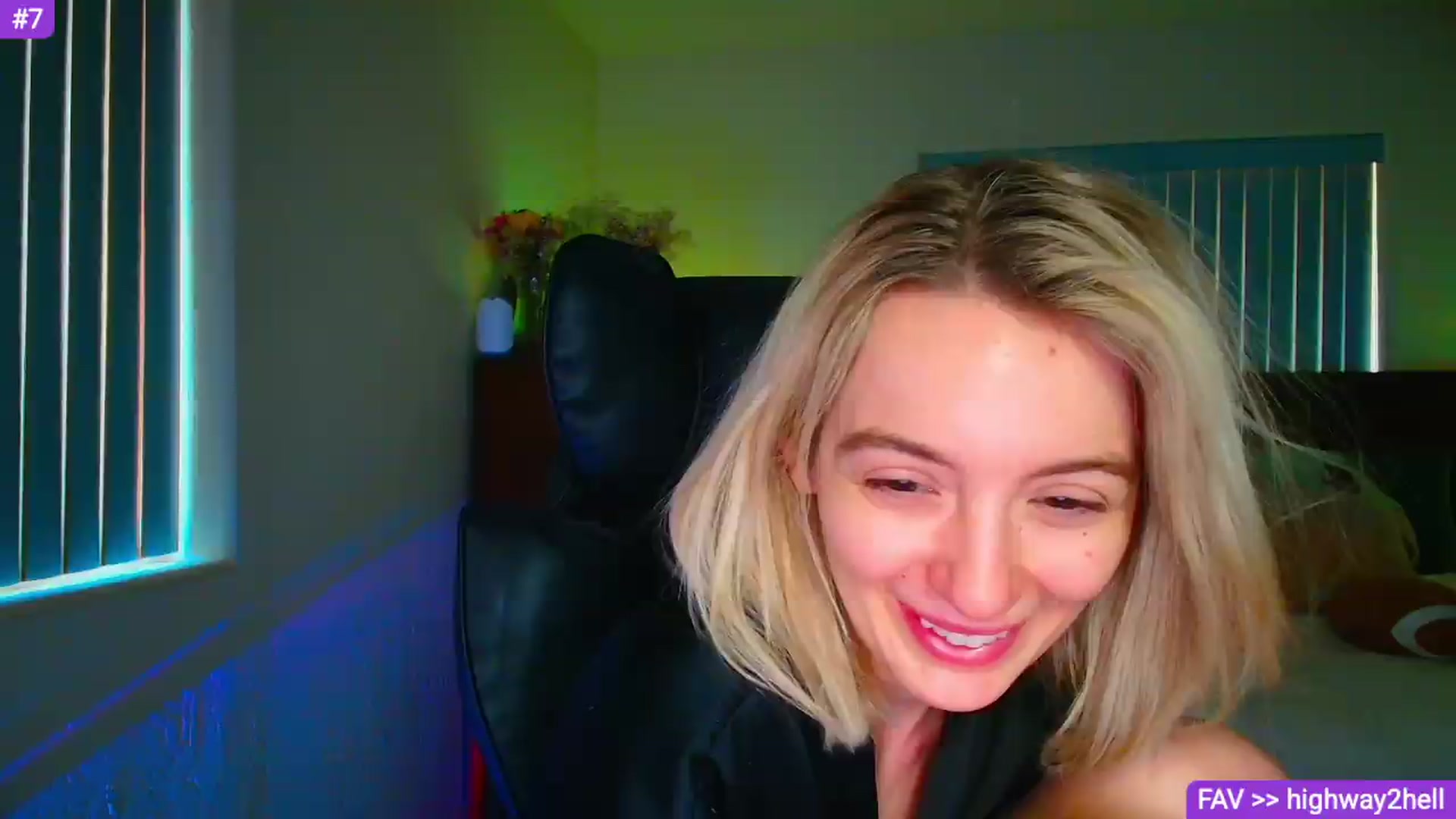 Gallery image thumbnail from Sammy_gray's myfreecams stream on, 06/27/2026, 19:45 image 7 of 20