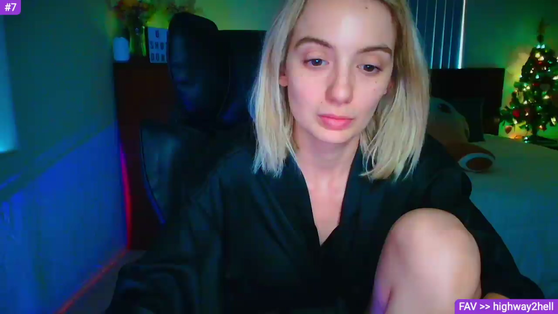 Gallery image thumbnail from Sammy_gray's myfreecams stream on, 06/27/2026, 21:05 image 19 of 20