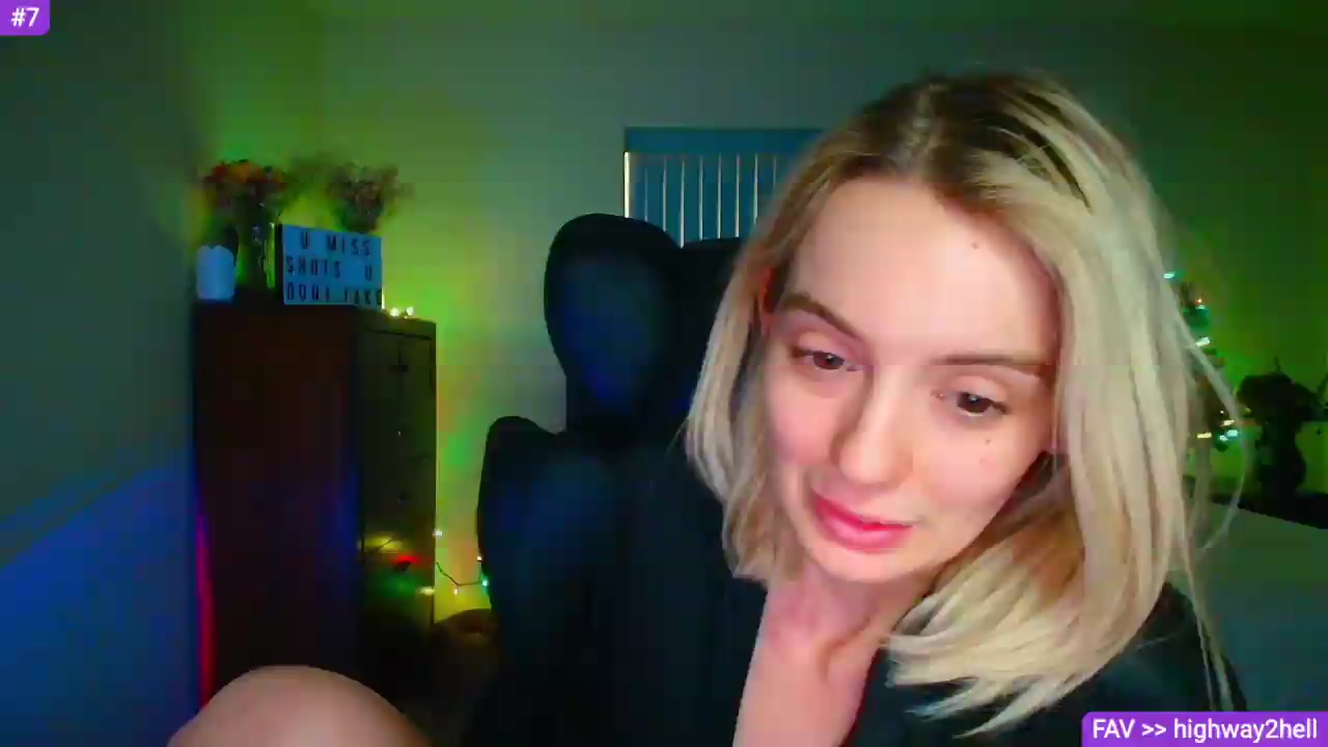 Gallery image thumbnail from Sammy_gray's myfreecams stream on, 06/27/2026, 21:05 image 2 of 20
