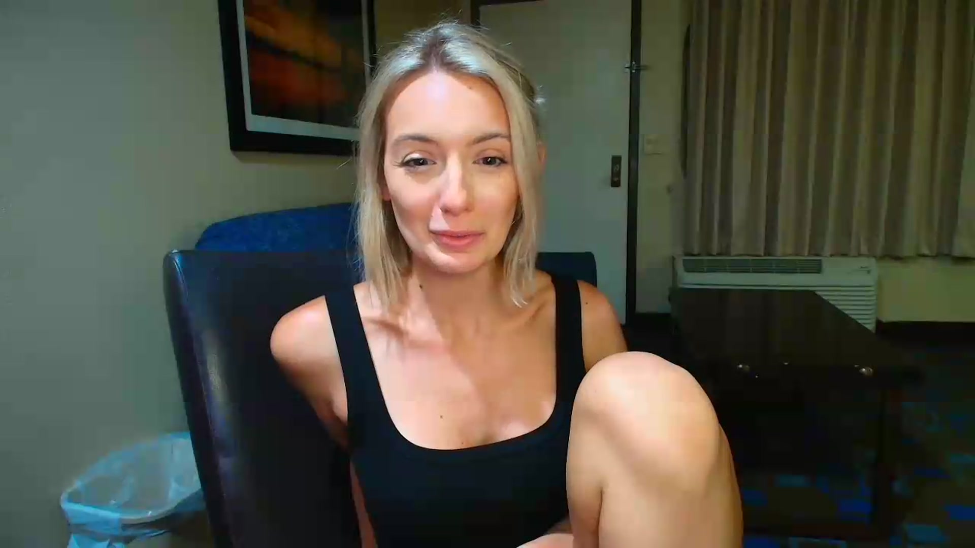 Gallery image thumbnail from Sammy_gray's myfreecams stream on, 07/03/2026, 05:50 image 14 of 20