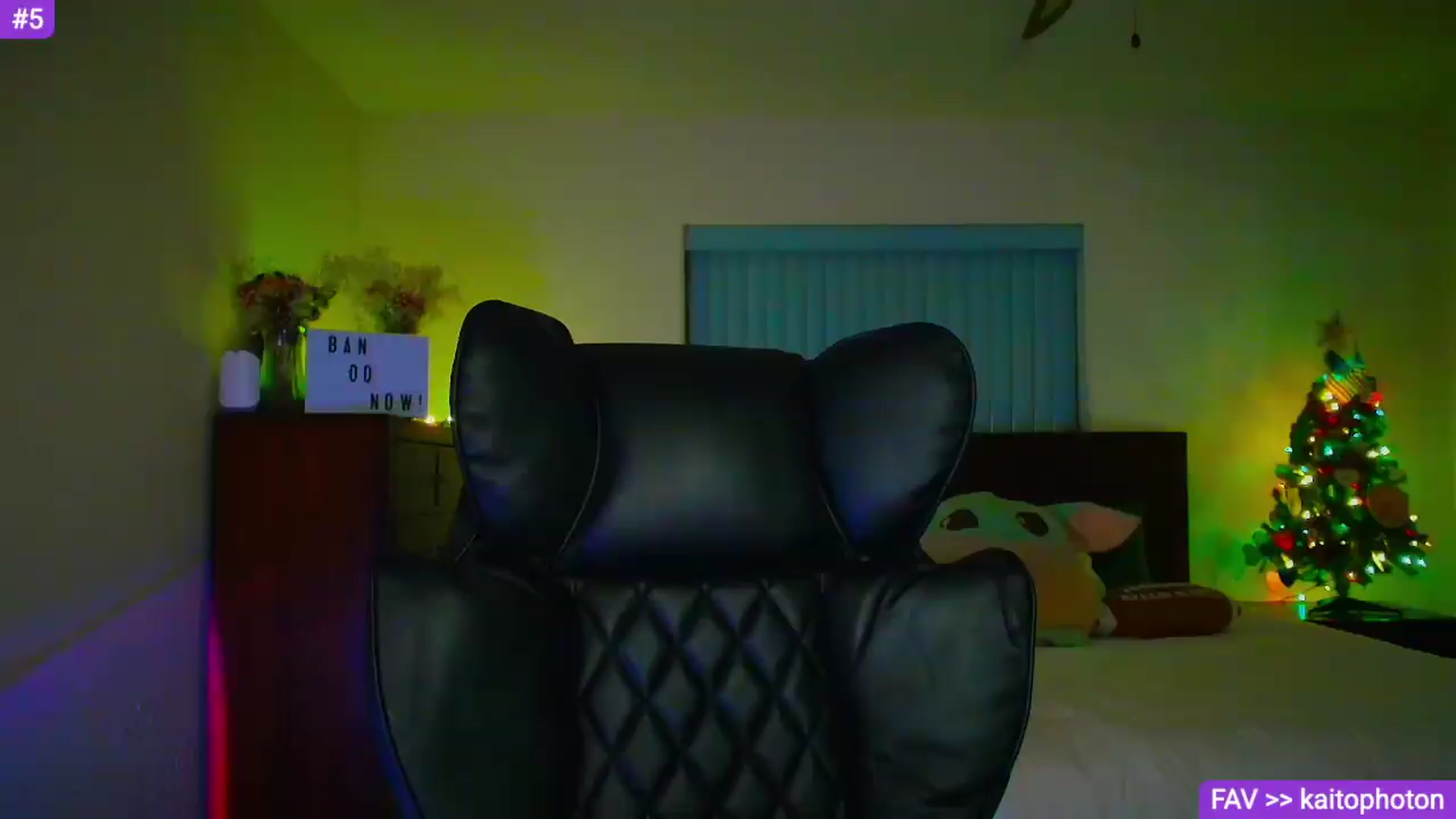 Gallery image thumbnail from Sammy_gray's myfreecams stream on, 07/10/2026, 03:21 image 10 of 20
