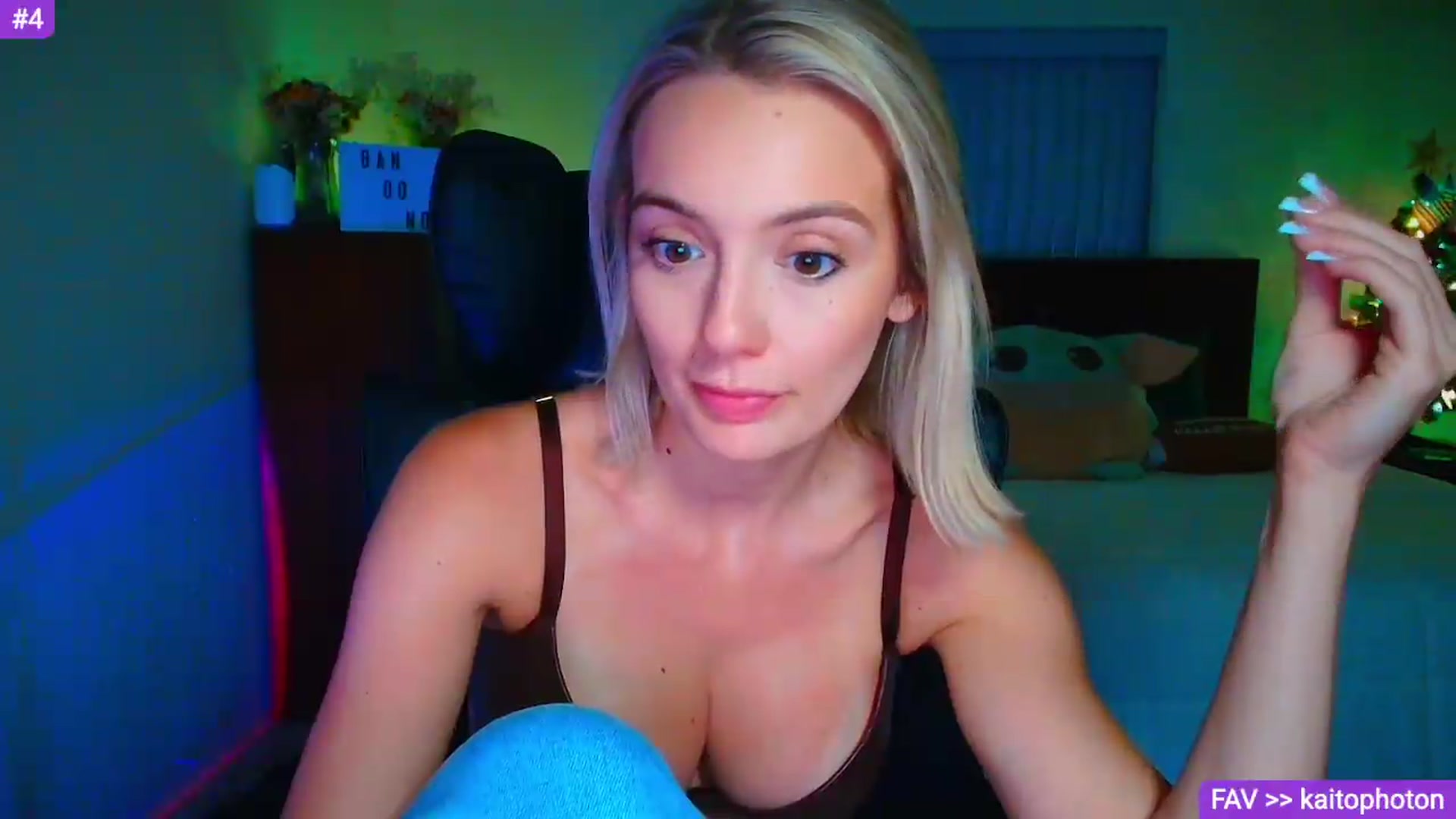 Gallery image thumbnail from Sammy_gray's myfreecams stream on, 07/10/2026, 04:39 image 5 of 20