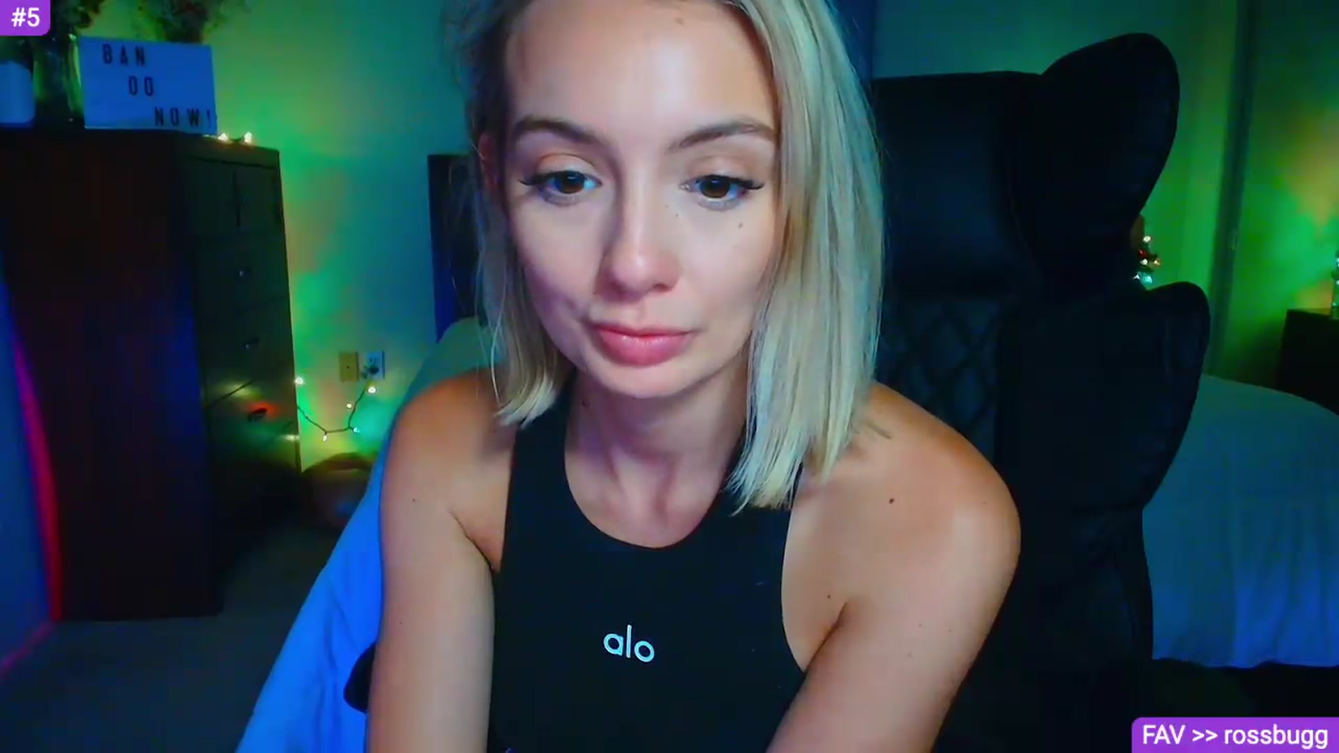 Gallery image thumbnail from Sammy_gray's myfreecams stream on, 07/13/2026, 07:14 image 14 of 20