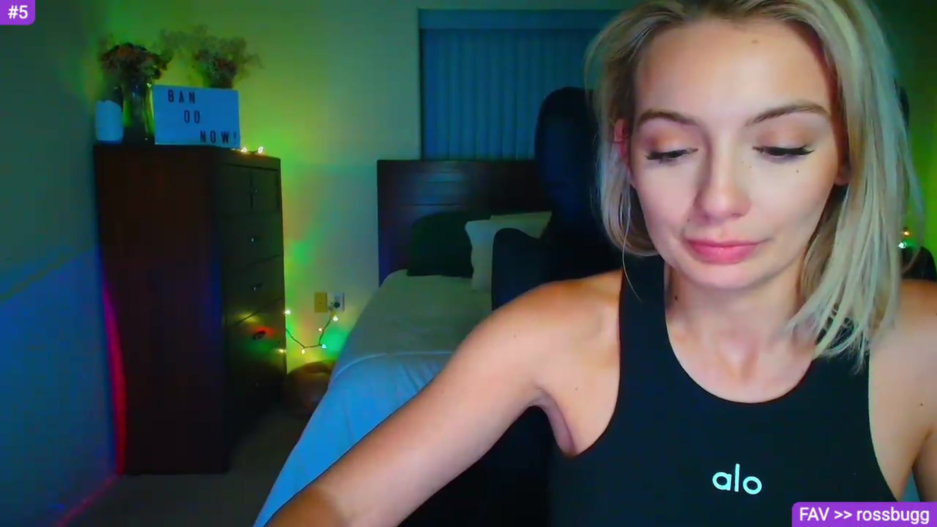 Gallery image thumbnail from Sammy_gray's myfreecams stream on, 07/13/2026, 07:14 image 13 of 20