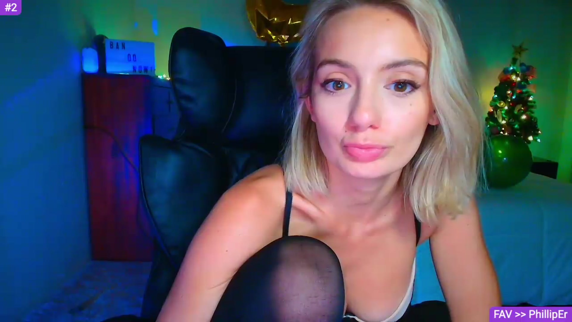 Gallery image thumbnail from Sammy_gray's myfreecams stream on, 07/28/2026, 08:35 image 4 of 20