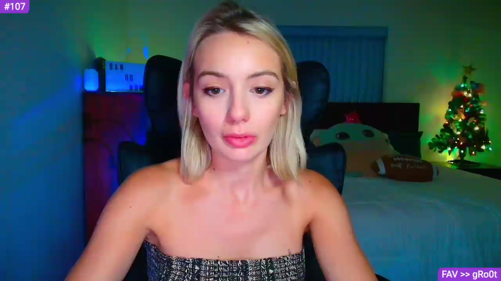 Gallery image thumbnail from Sammy_gray's myfreecams stream on, 08/03/2026, 07:14 image 15 of 20