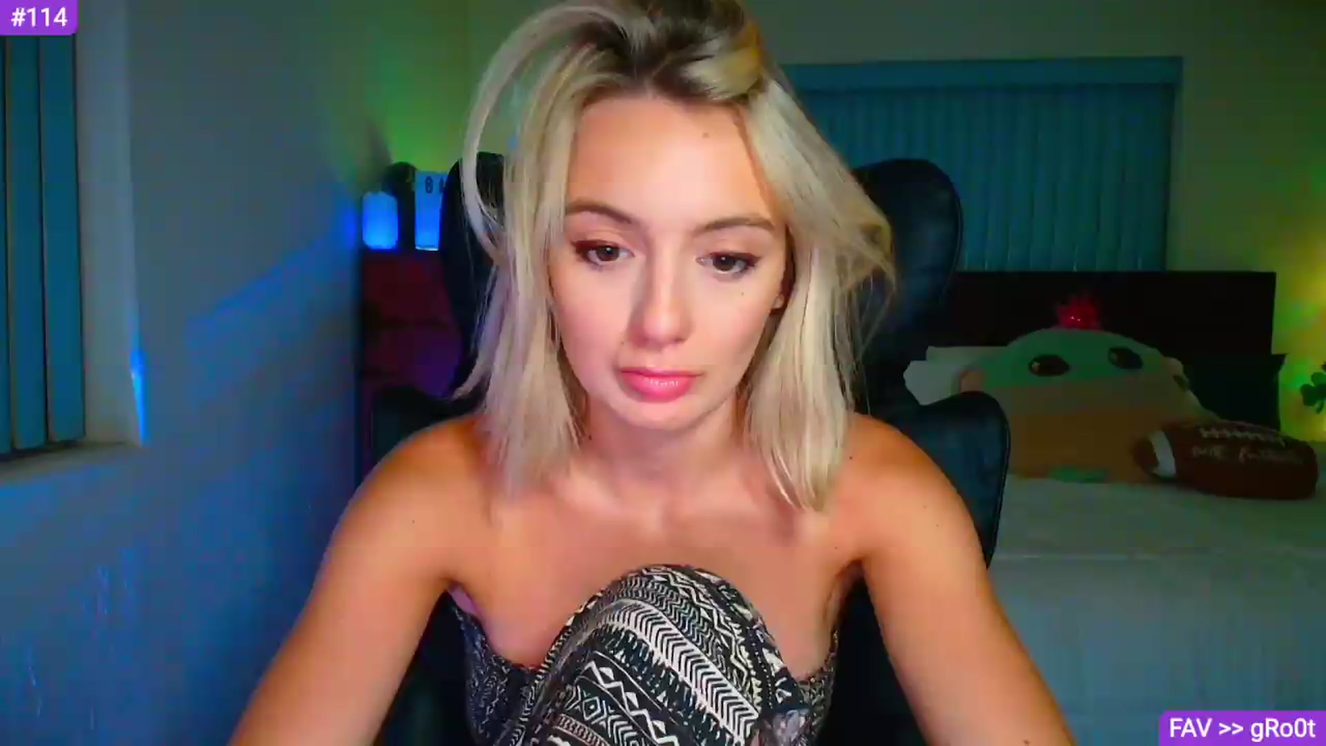 Gallery image thumbnail from Sammy_gray's myfreecams stream on, 08/03/2026, 07:14 image 5 of 20
