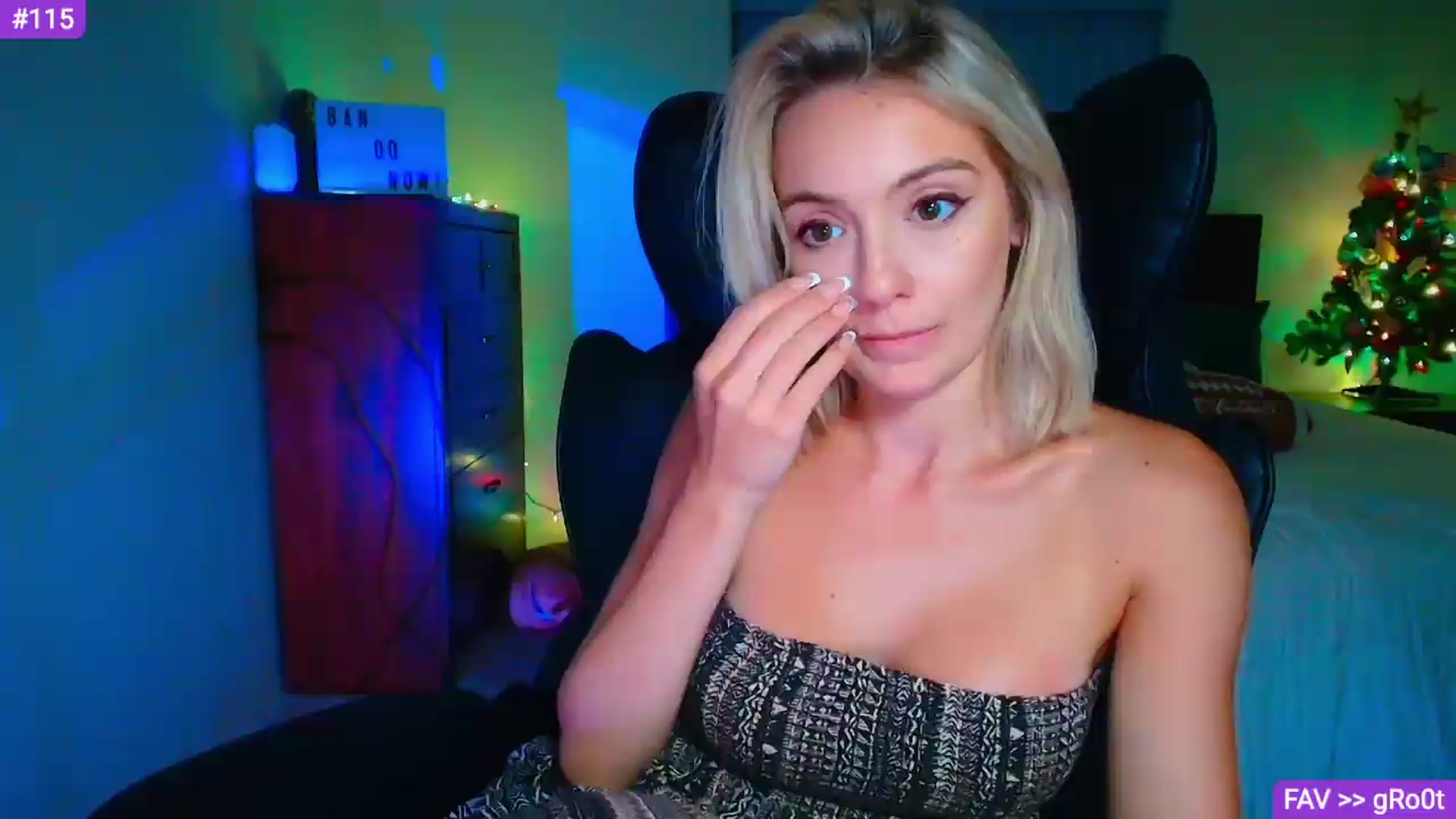 Gallery image thumbnail from Sammy_gray's myfreecams stream on, 08/03/2026, 07:14 image 8 of 20