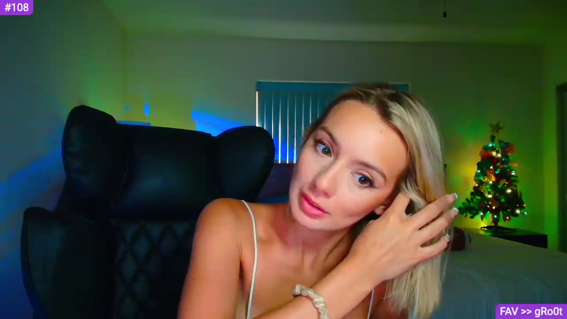 Gallery image thumbnail from Sammy_gray's myfreecams stream on, 08/04/2026, 02:27 image 8 of 20