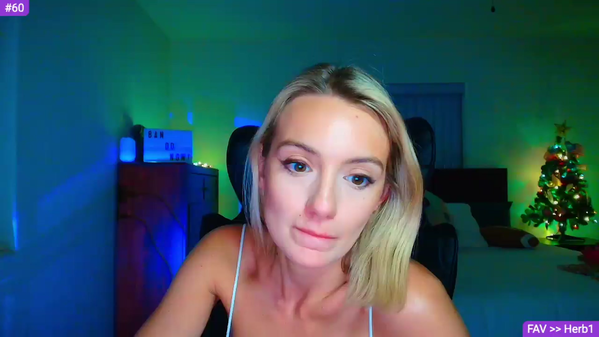 Gallery image thumbnail from Sammy_gray's myfreecams stream on, 08/04/2026, 05:11 image 1 of 20