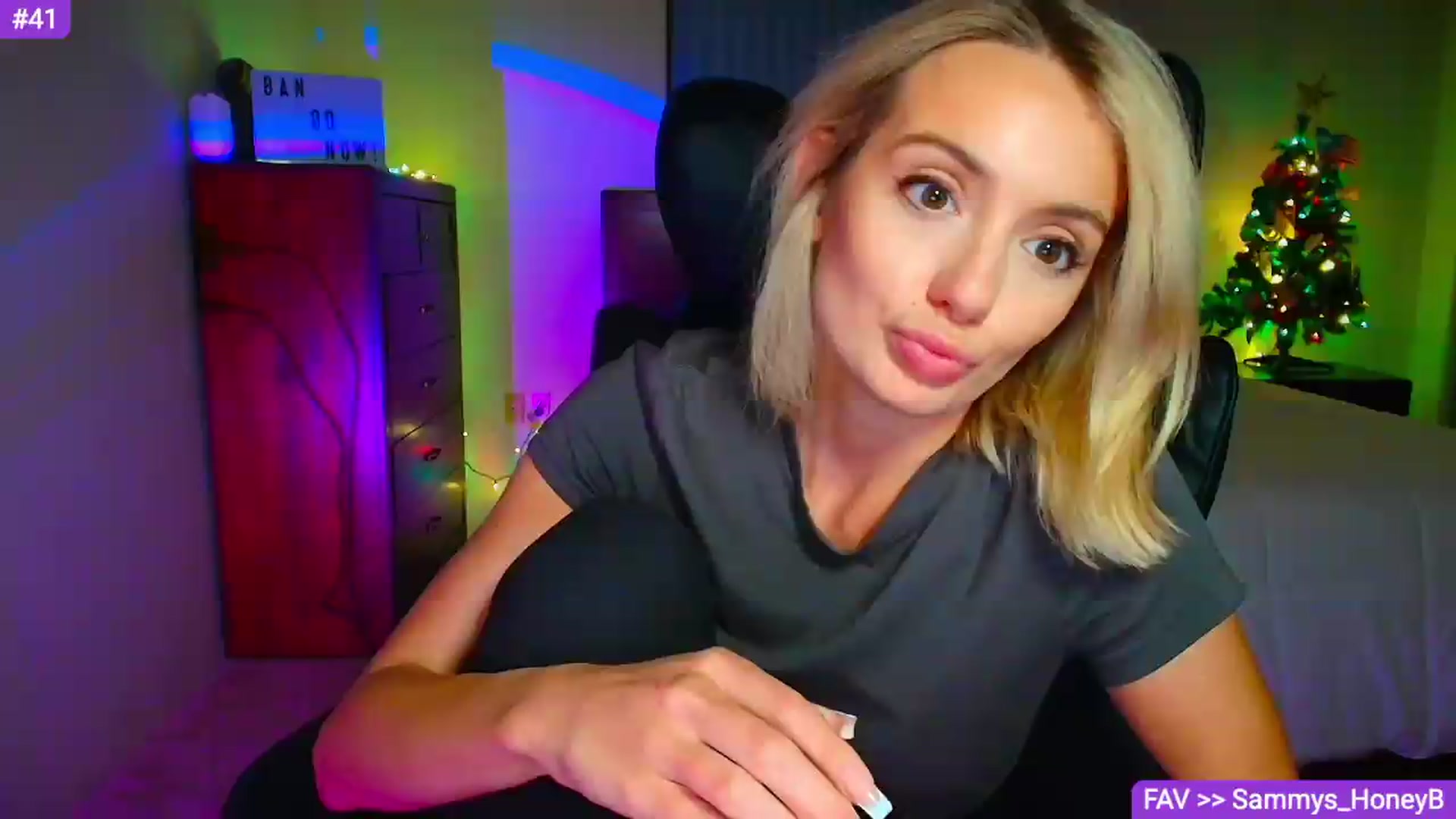 Gallery image thumbnail from Sammy_gray's myfreecams stream on, 08/05/2026, 03:23 image 20 of 20