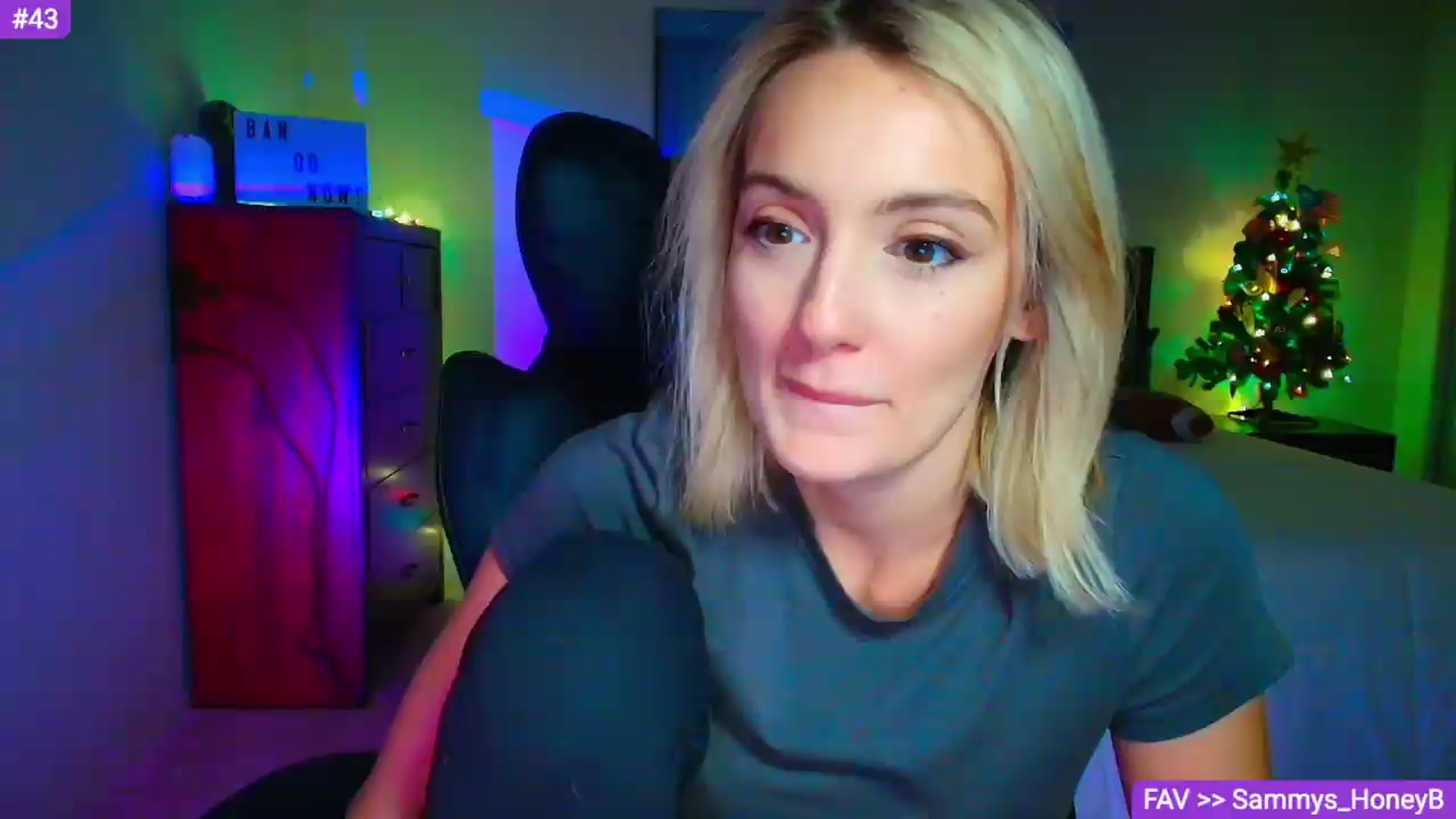 Gallery image thumbnail from Sammy_gray's myfreecams stream on, 08/05/2026, 03:23 image 12 of 20
