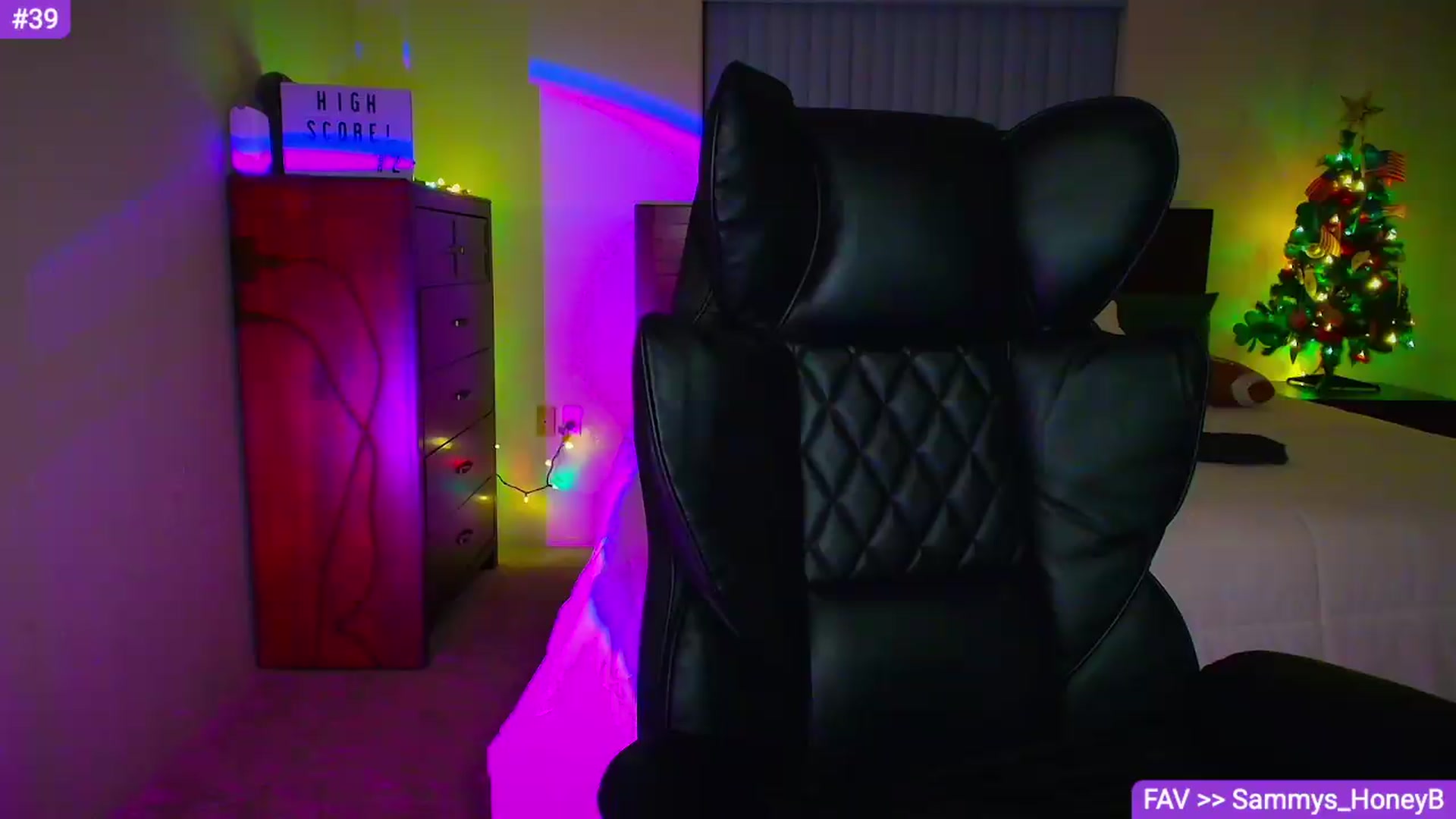 Gallery image thumbnail from Sammy_gray's myfreecams stream on, 08/05/2026, 05:50 image 11 of 20