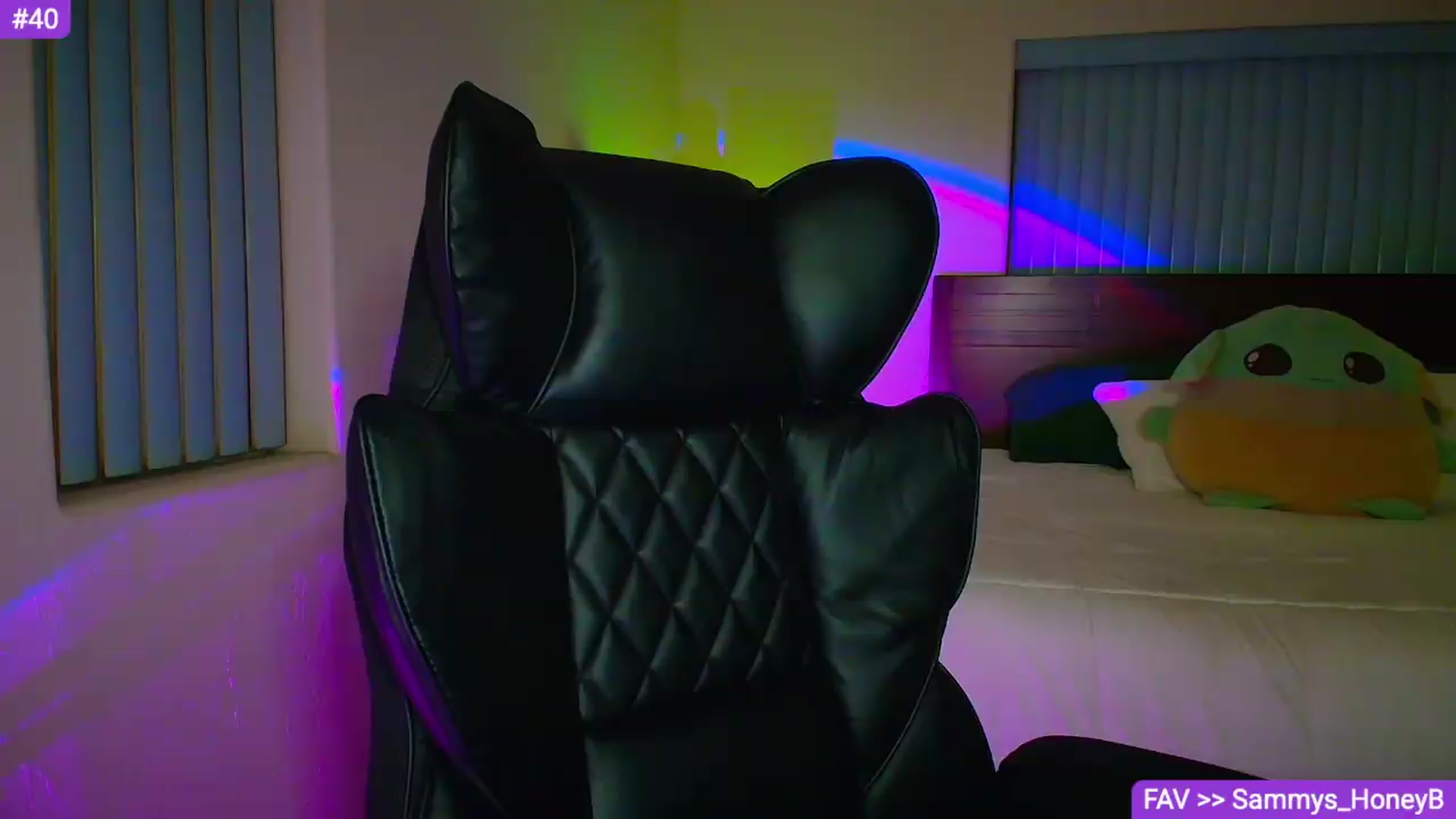 Gallery image thumbnail from Sammy_gray's myfreecams stream on, 08/05/2026, 05:50 image 20 of 20