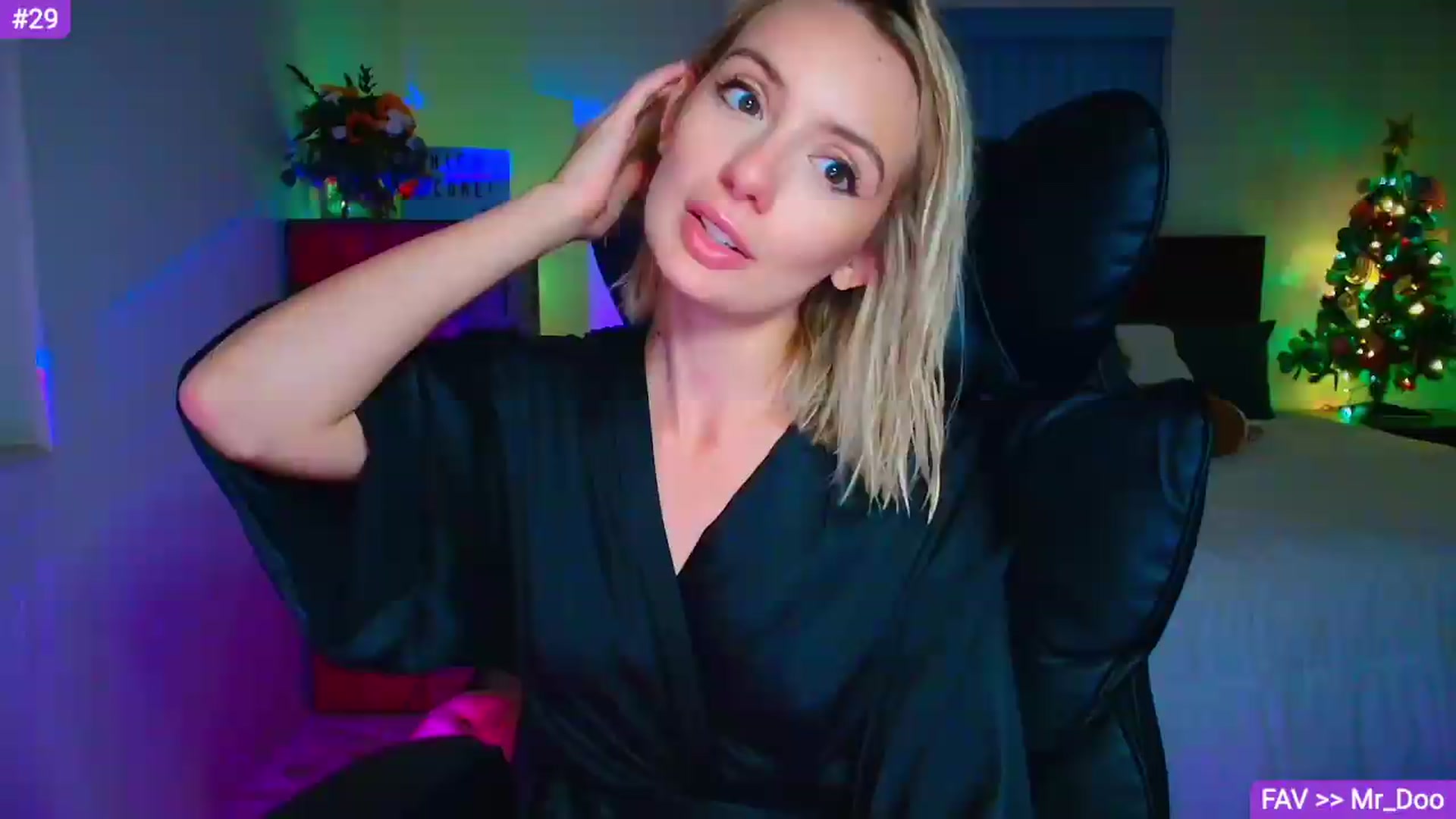 Gallery image thumbnail from Sammy_gray's myfreecams stream on, 08/07/2026, 05:51 image 8 of 20