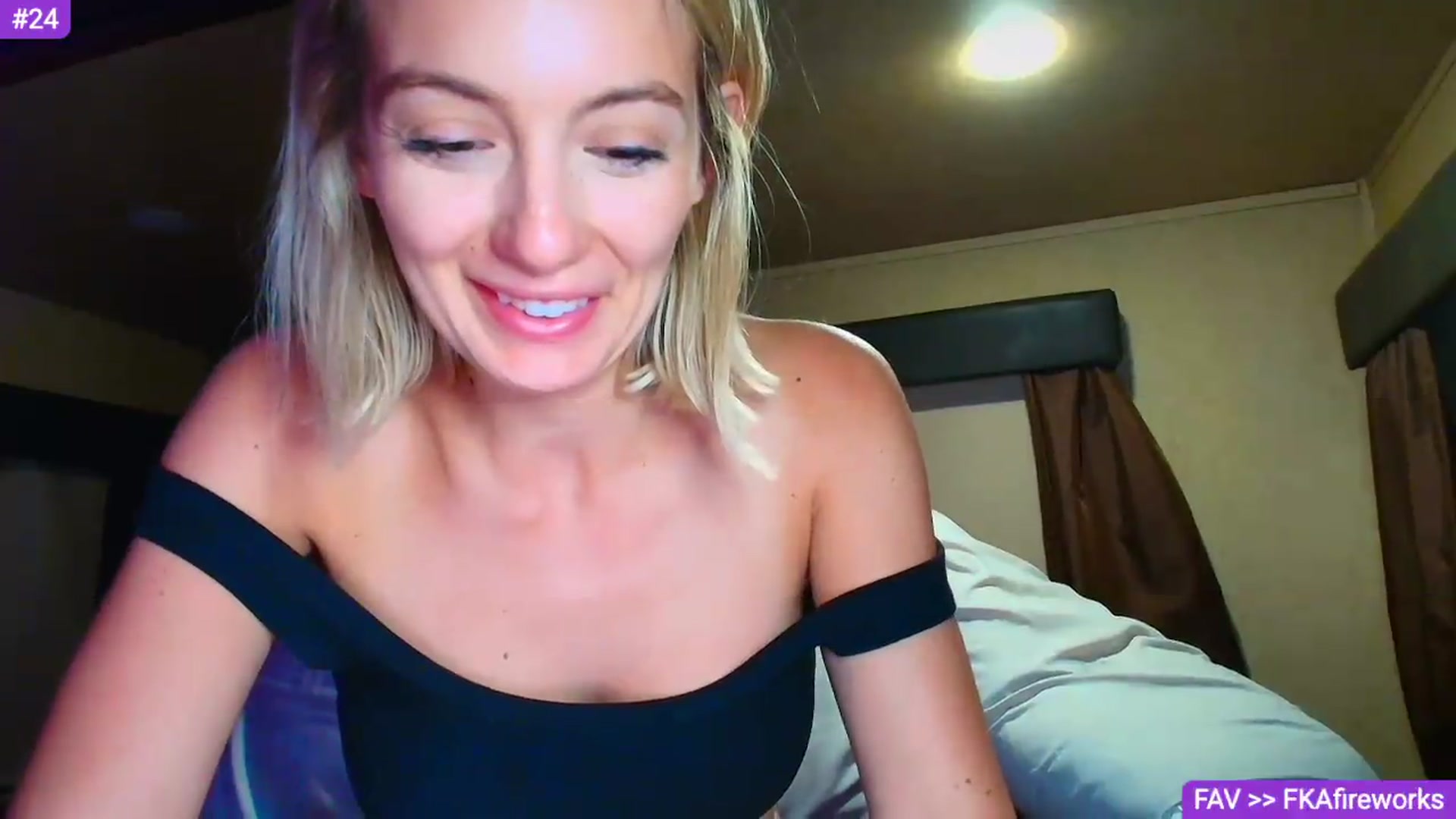 Gallery image thumbnail from Sammy_gray's myfreecams stream on, 08/10/2026, 08:02 image 8 of 20