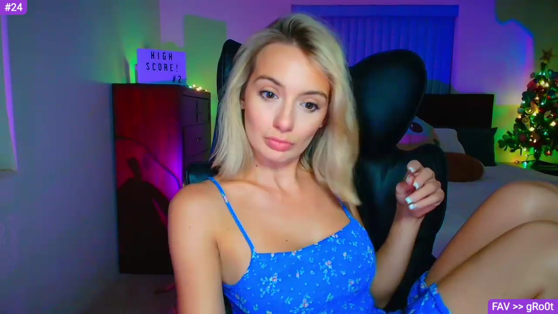 Gallery image thumbnail from Sammy_gray's myfreecams stream on, 08/11/2026, 03:36 image 12 of 20
